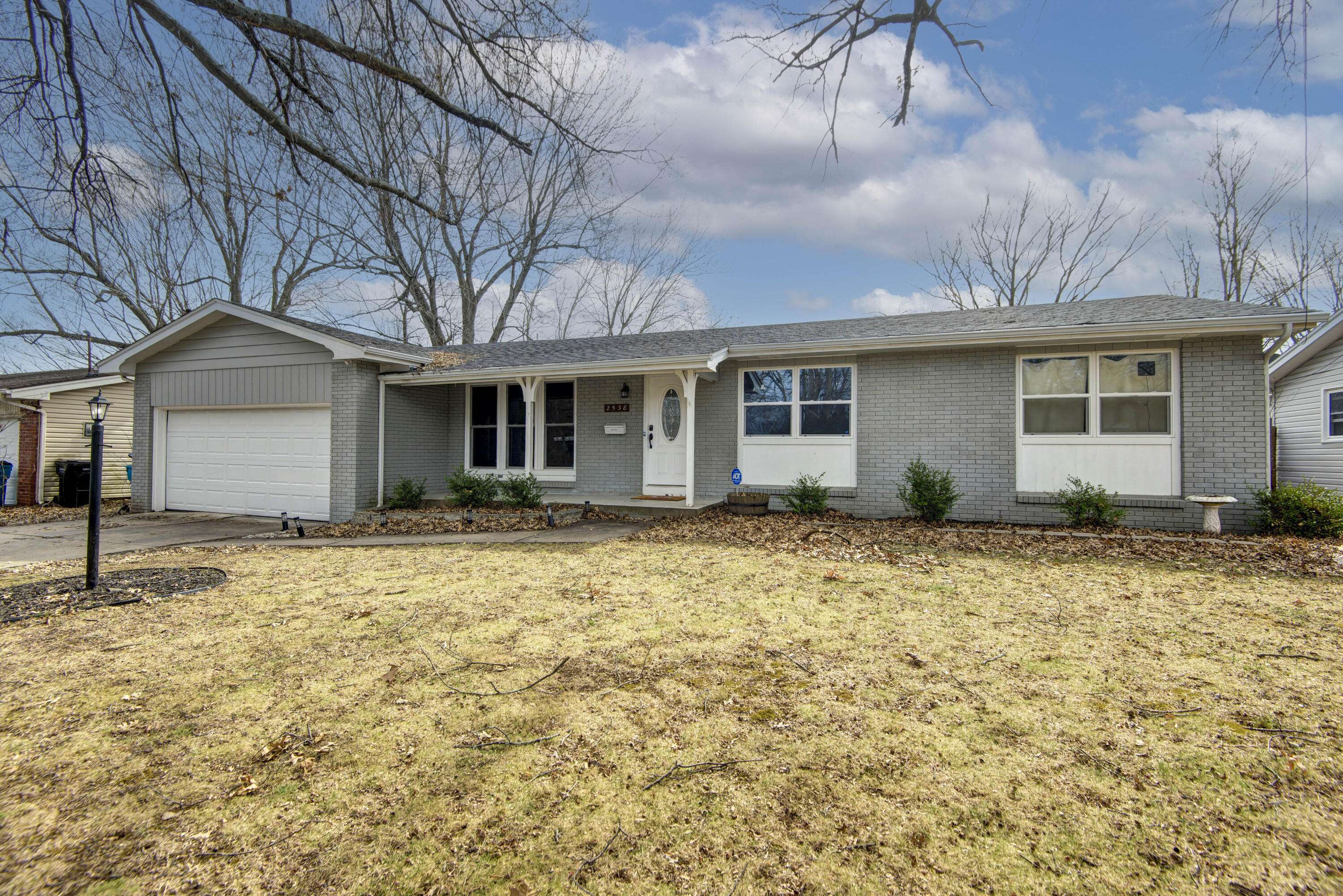 Springfield, MO 65804,2538 E Seminole ST