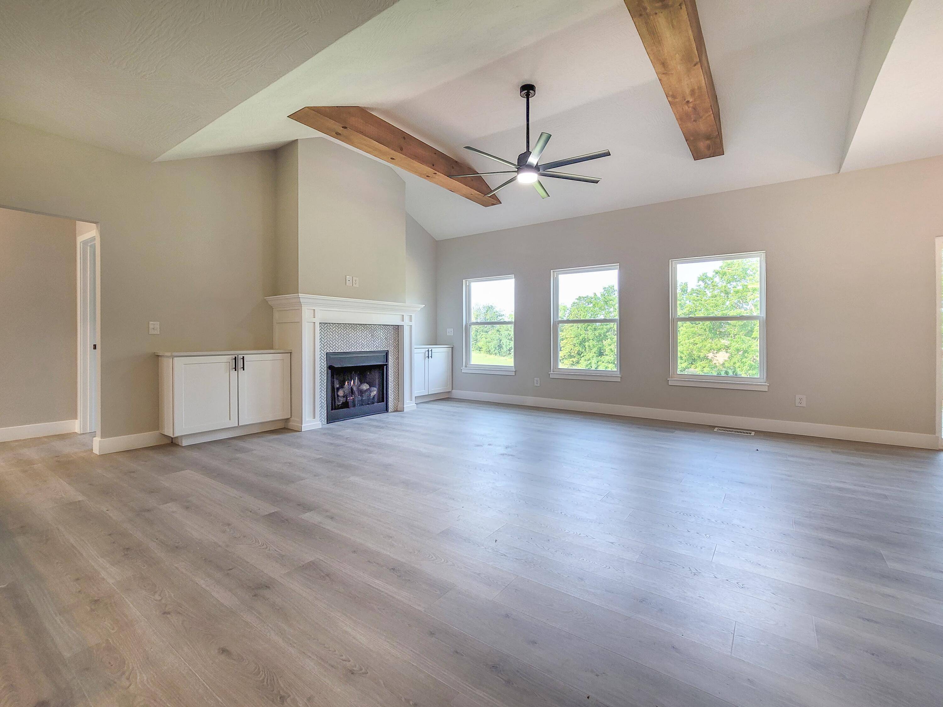 Rogersville, MO 65742,518 Cherokee CT