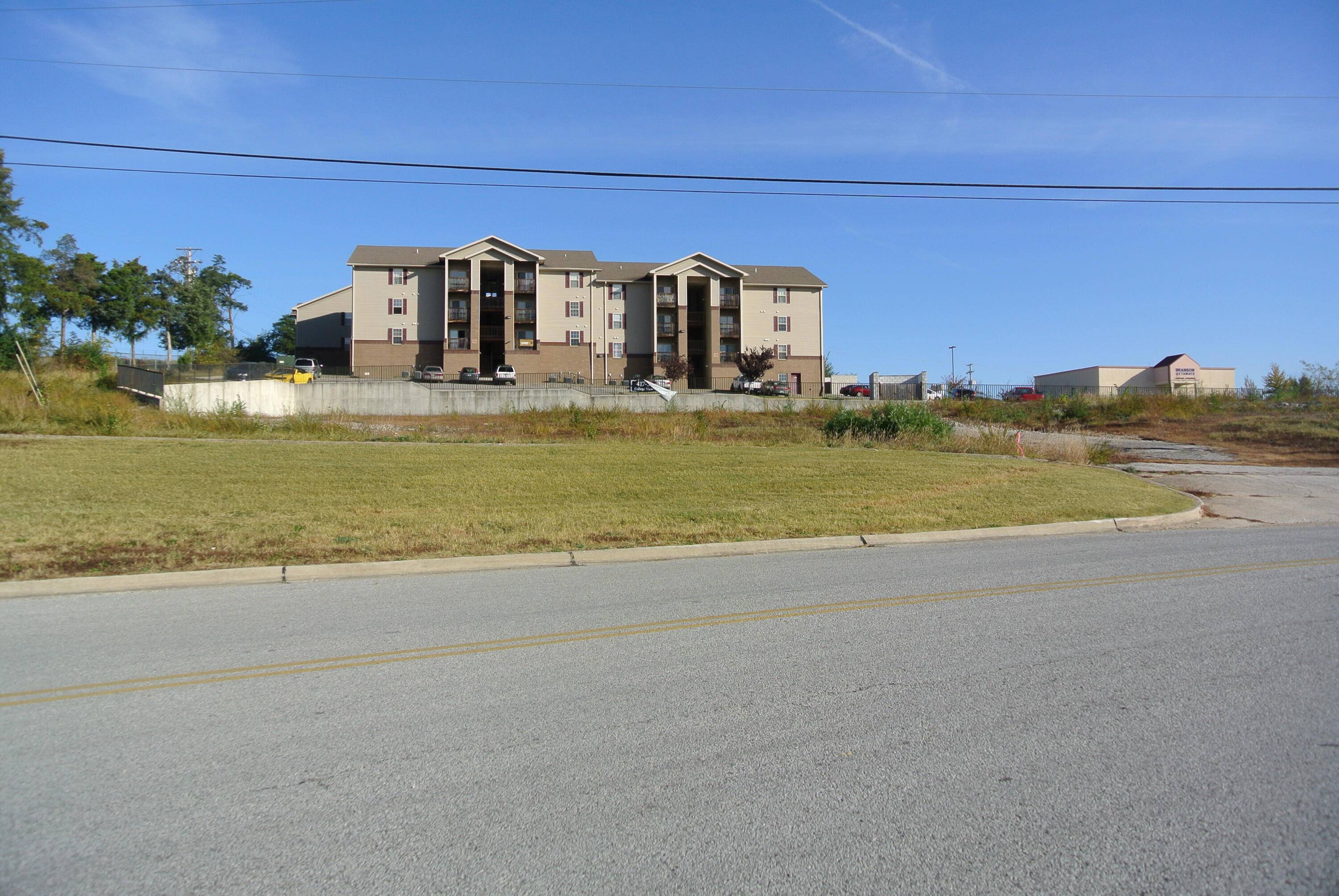 Hollister, MO 65672,201 Blue Sky Ln LN