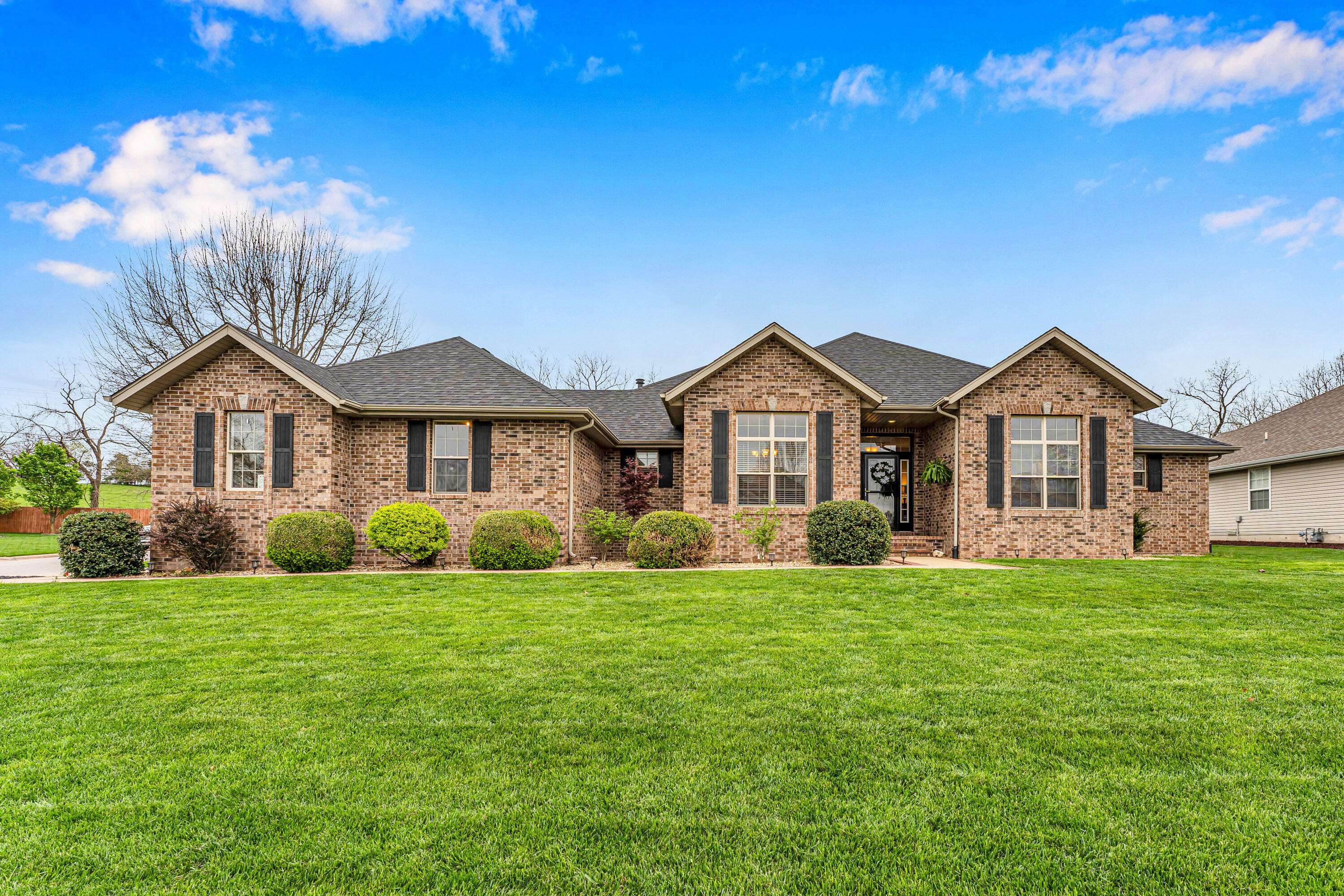 Ozark, MO 65721,1710 E Barnes