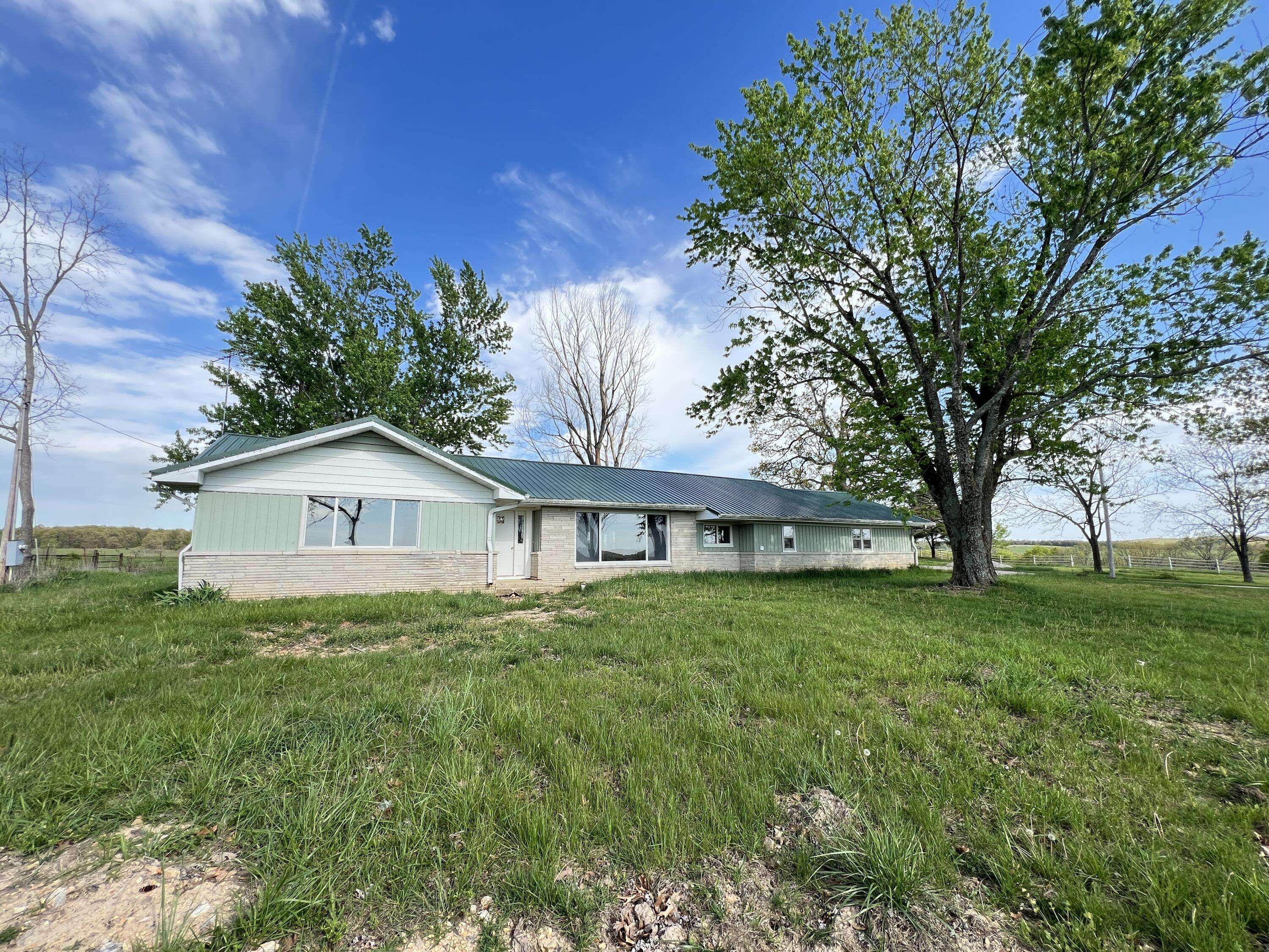 Mountain Grove, MO 65711,5034-A County Line RD