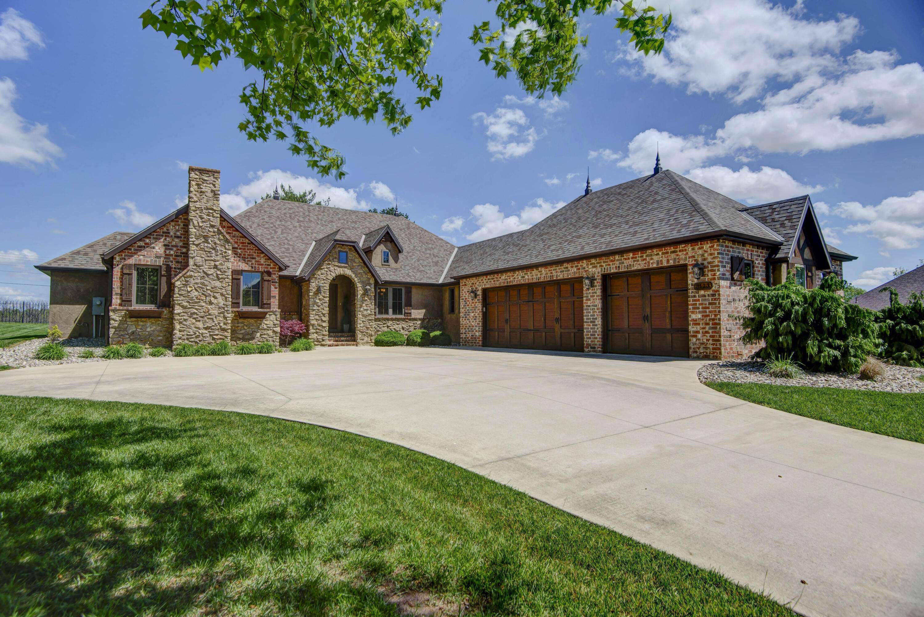 Nixa, MO 65714,3123 Winged Foot DR