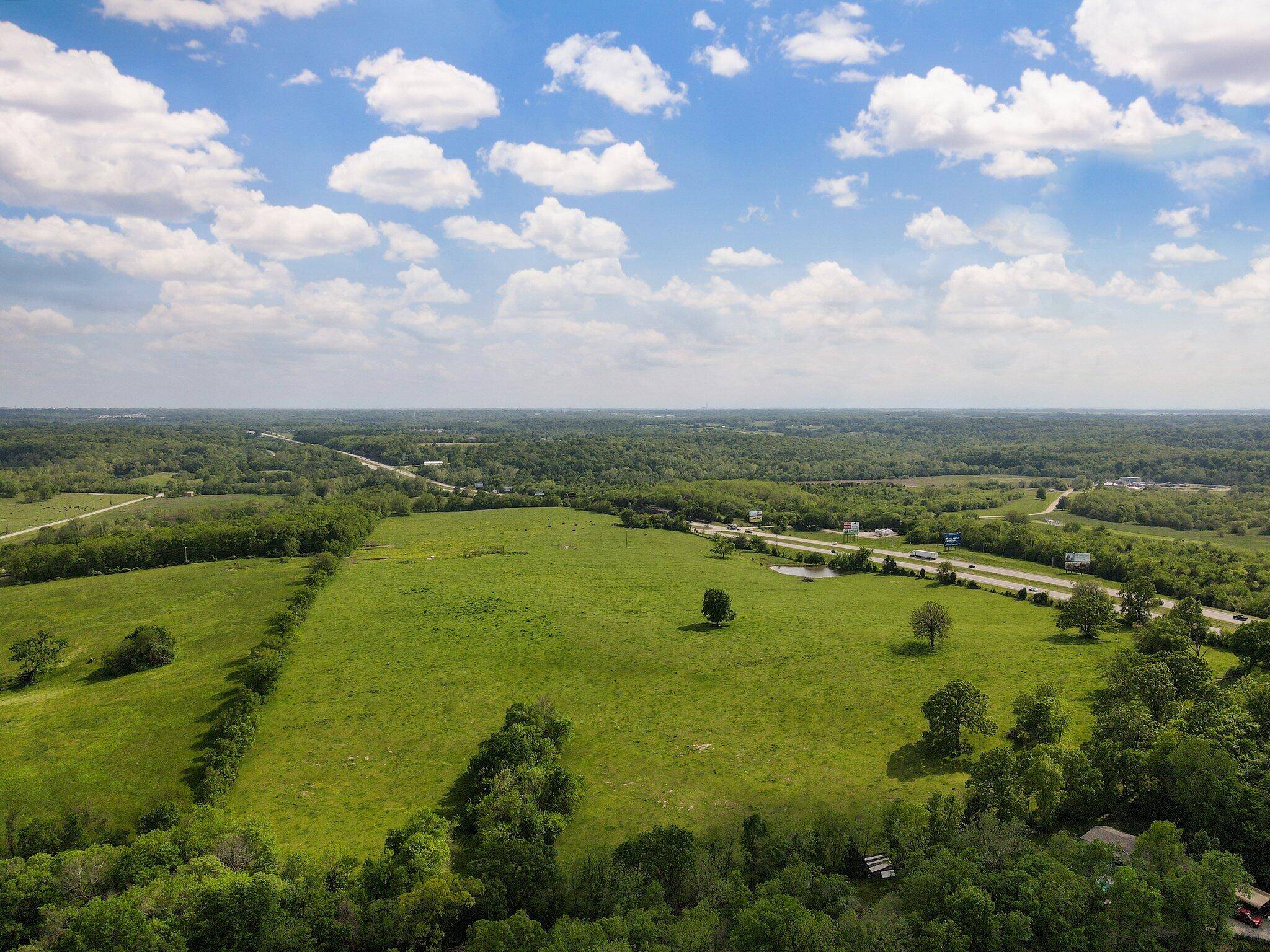 Springfield, MO 65803,5389 N Farm Rd 141