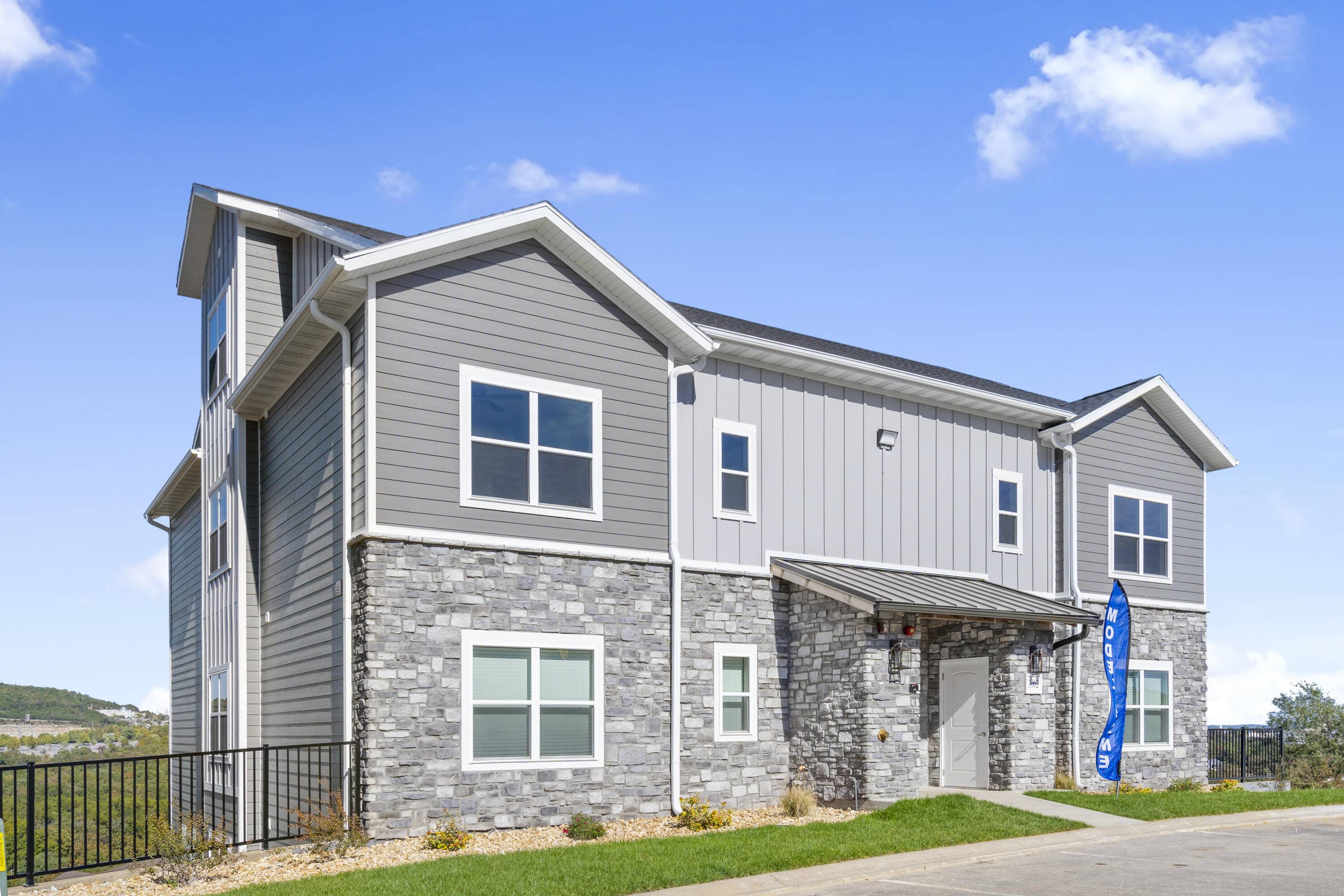 Branson, MO 65616,3006 N Vineyards TER #2