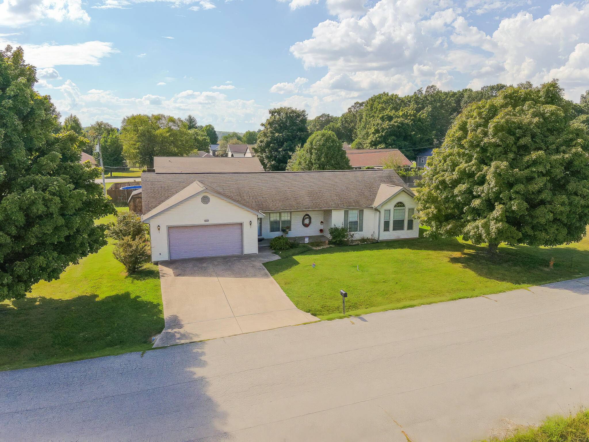 West Plains, MO 65775,2507 Mcfarland LN