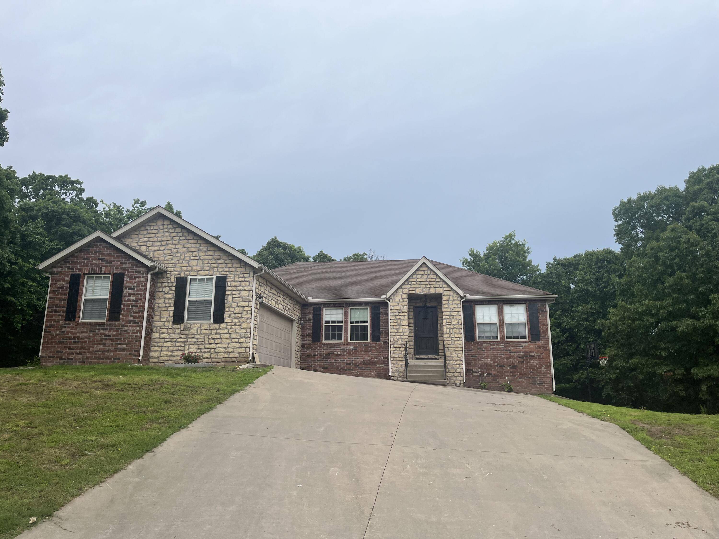 Joplin, MO 64804,2800 Briaroaks LN