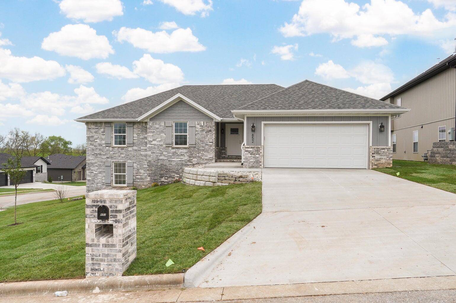 Ozark, MO 65721,3215 Pond