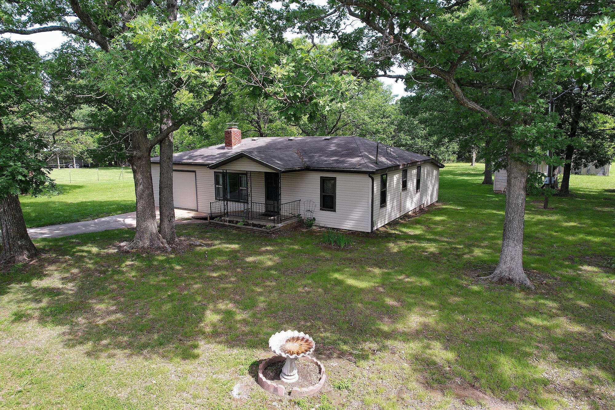 Strafford, MO 65757,6523 E Farm Road 84