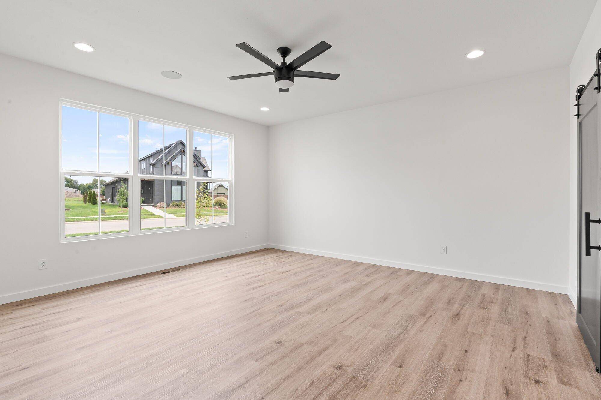 Republic, MO 65738,866 E Clemens Trail