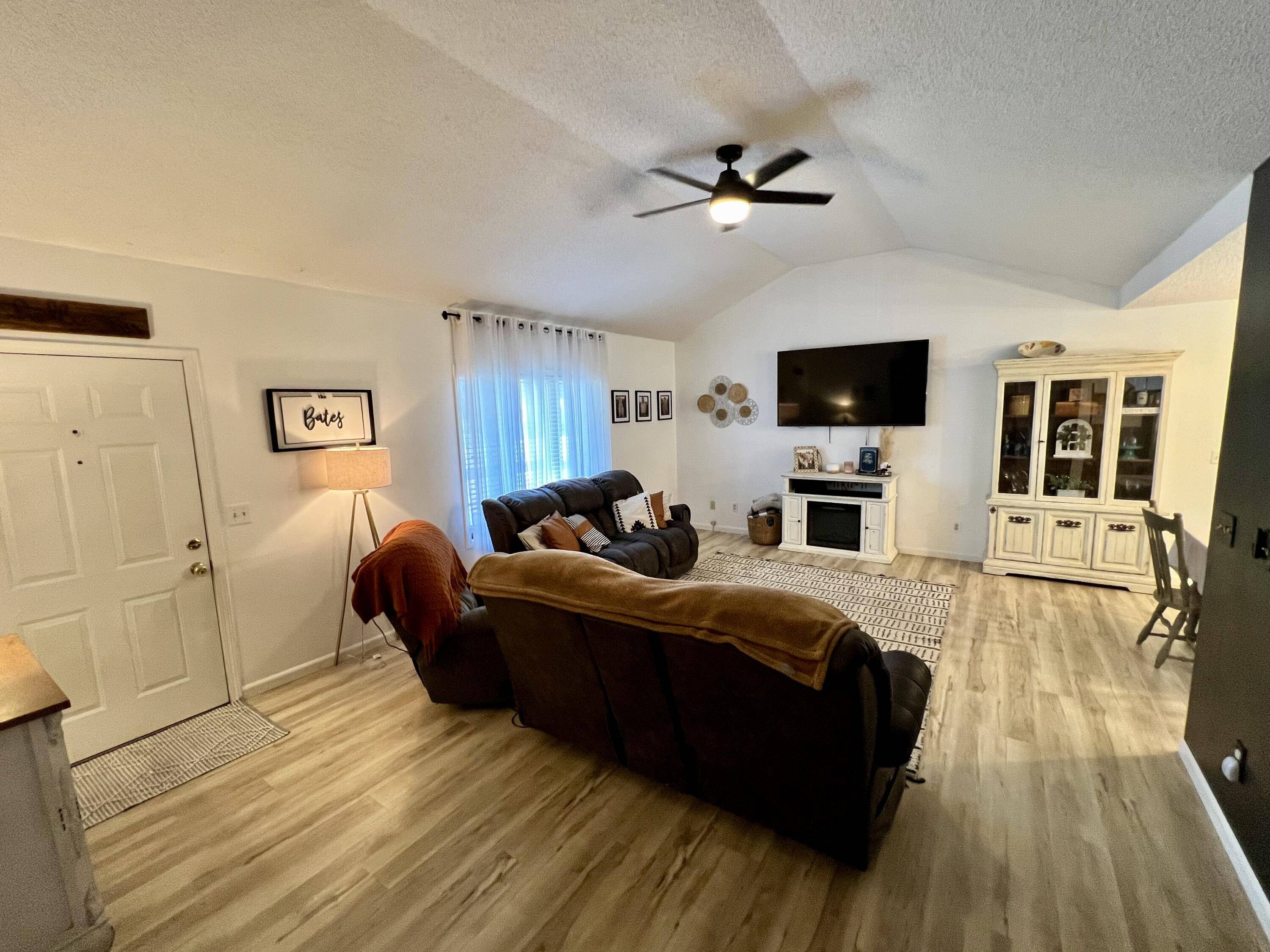 West Plains, MO 65775,1807 Christopher Street