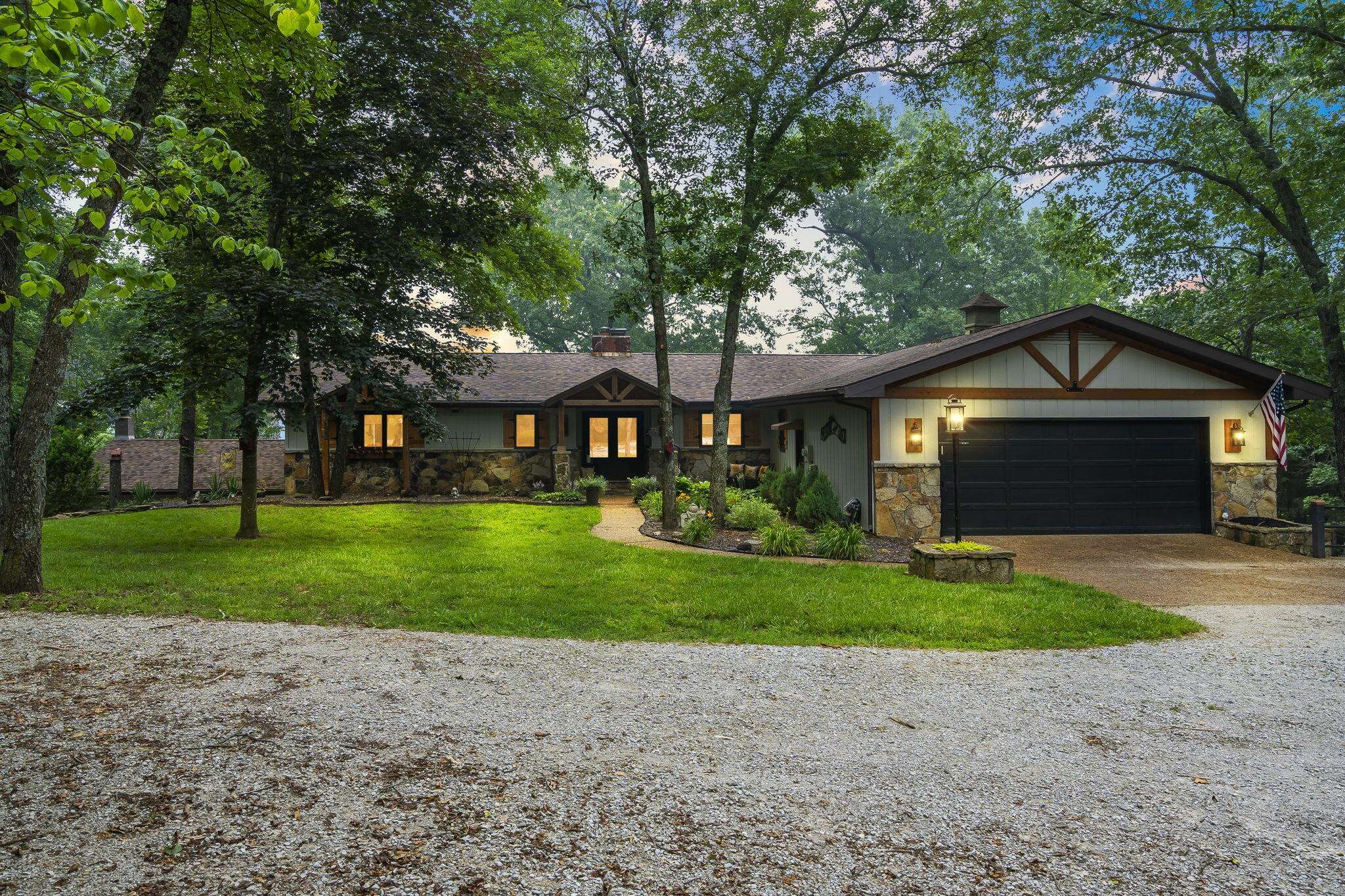 Branson West, MO 65737,180 Briar Oaks LN