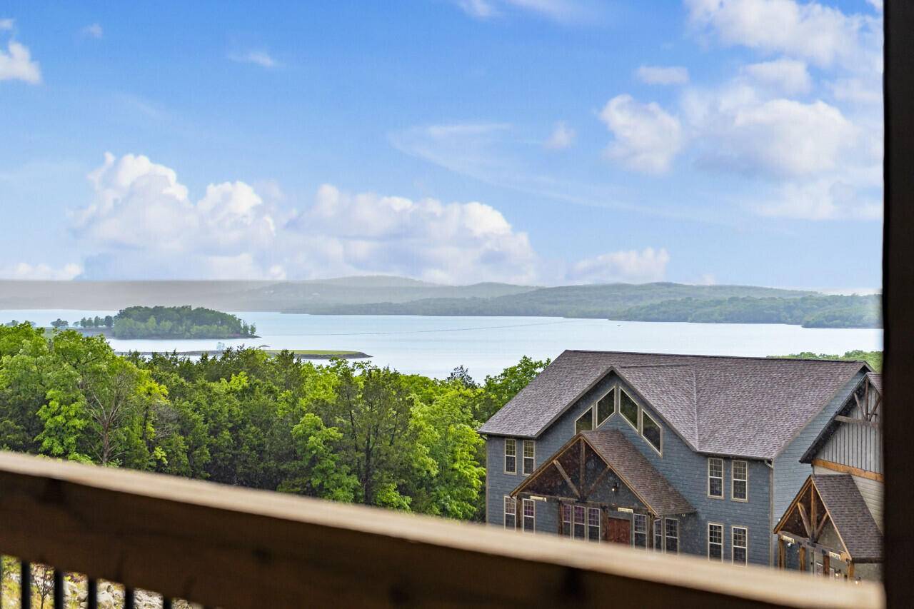 Branson, MO 65616,270 Chateau Cove DR