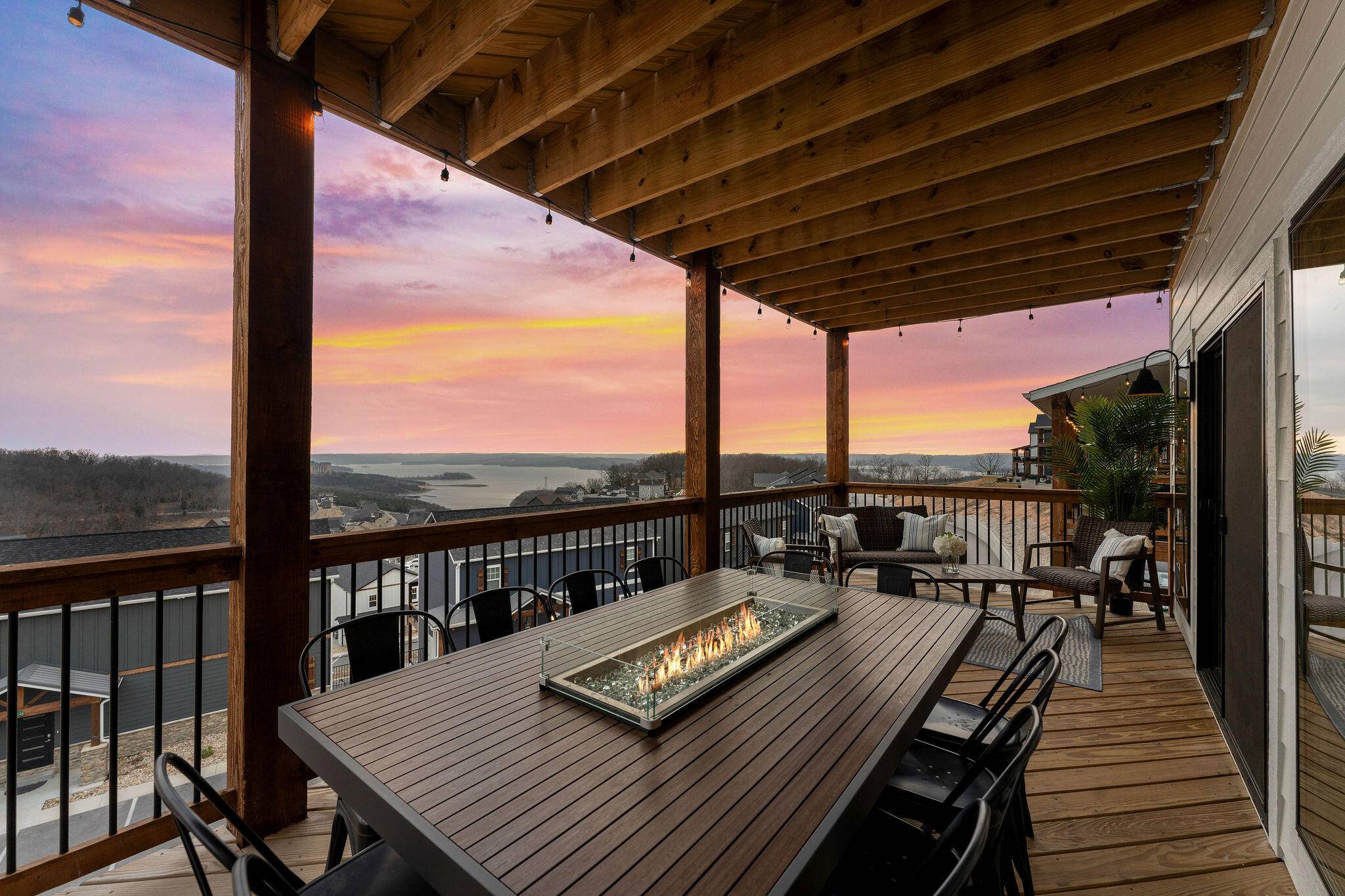 Branson, MO 65616,248 Chateau Mountain Hill Top WAY