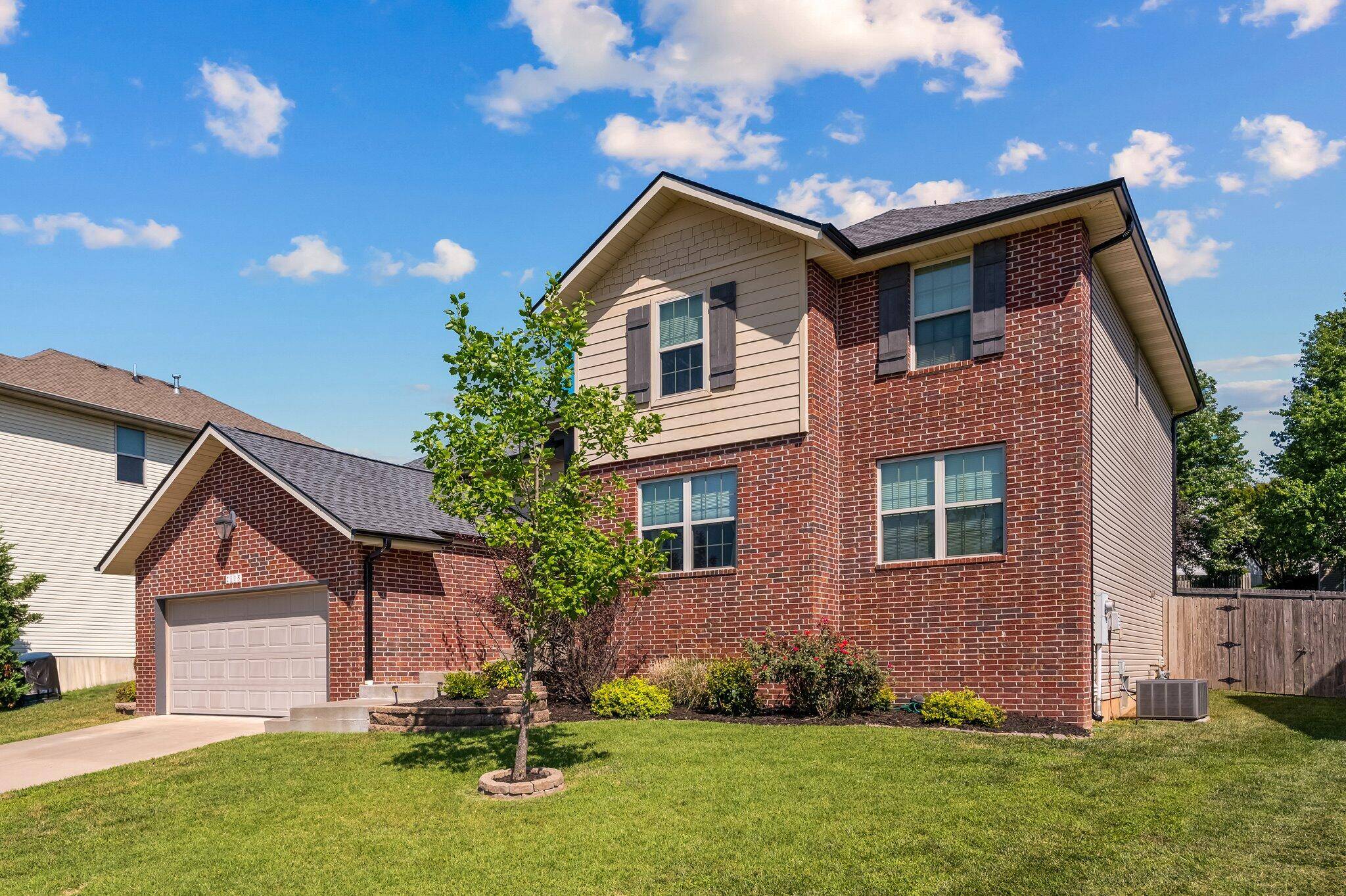 Ozark, MO 65721,2115 W Richwood RD