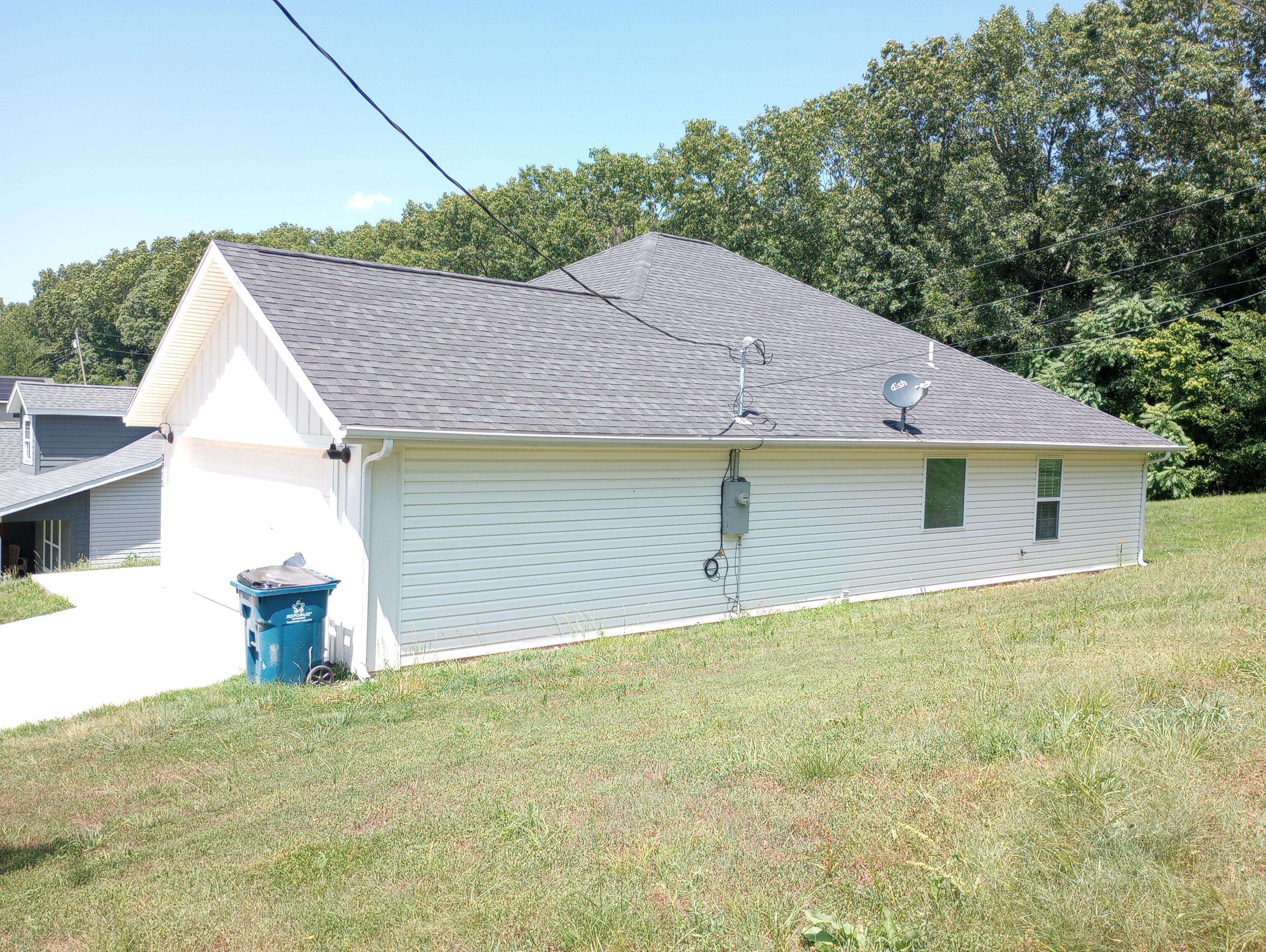 Neosho, MO 64850,2005 Sally Ann AVE
