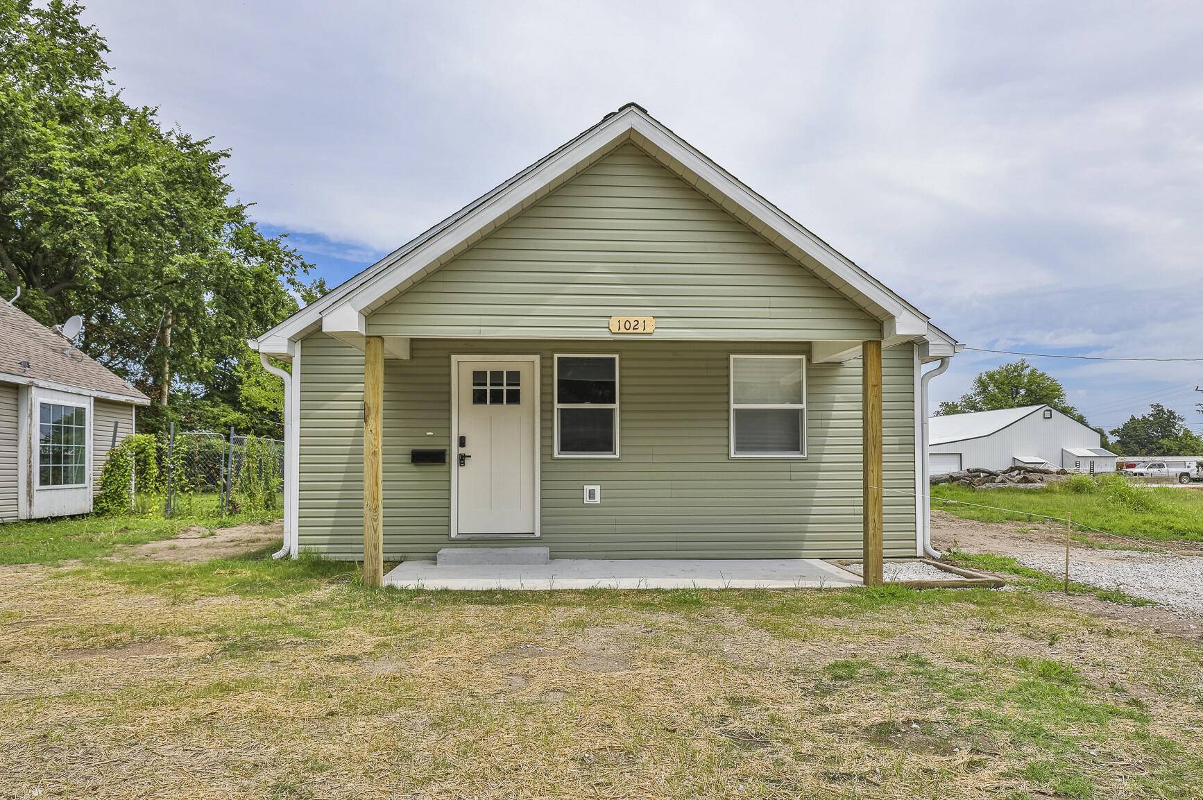 Bolivar, MO 65613,1021 W Maupin ST