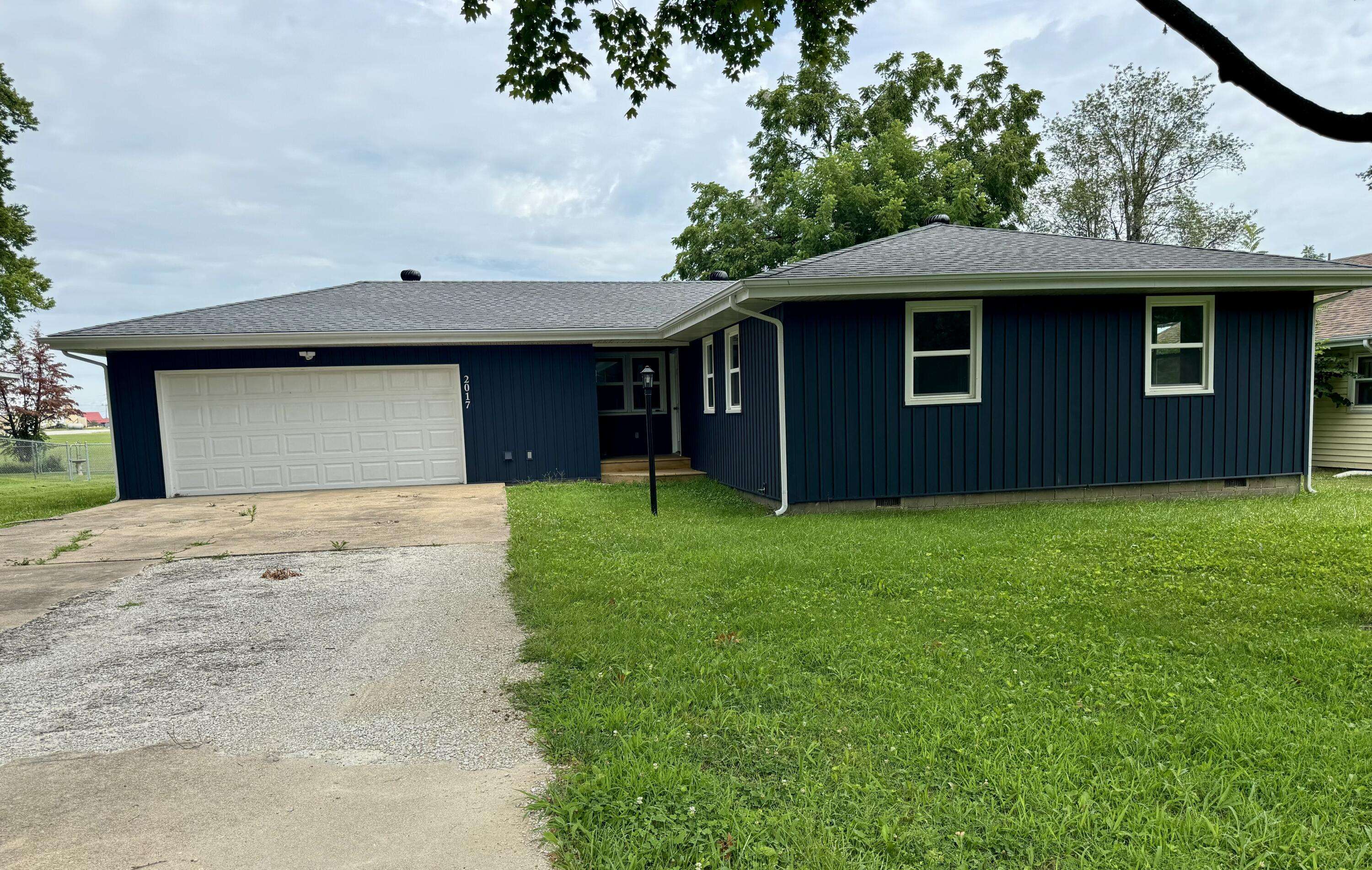 Bolivar, MO 65613,2017 W Northwood ST