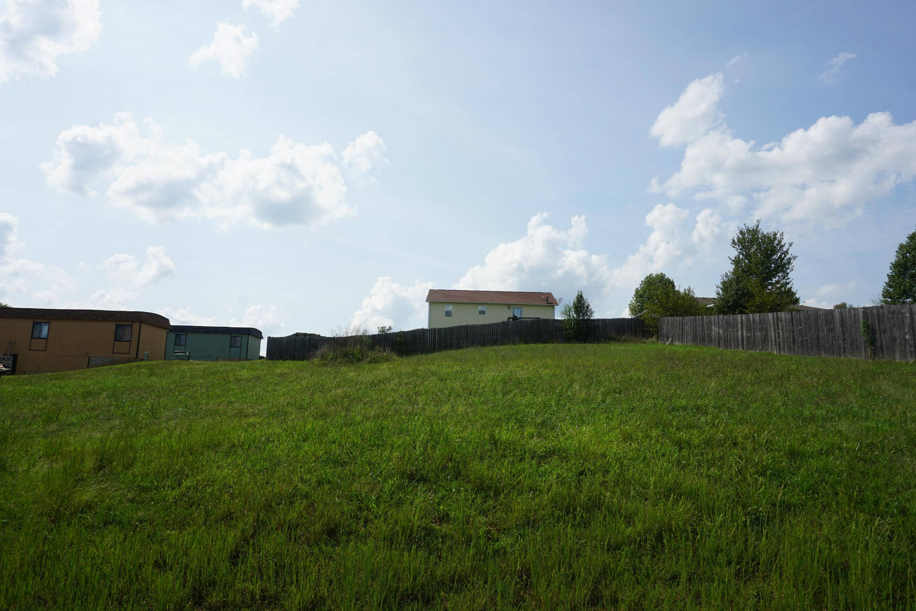 West Plains, MO 65775,000 Jon Streeet