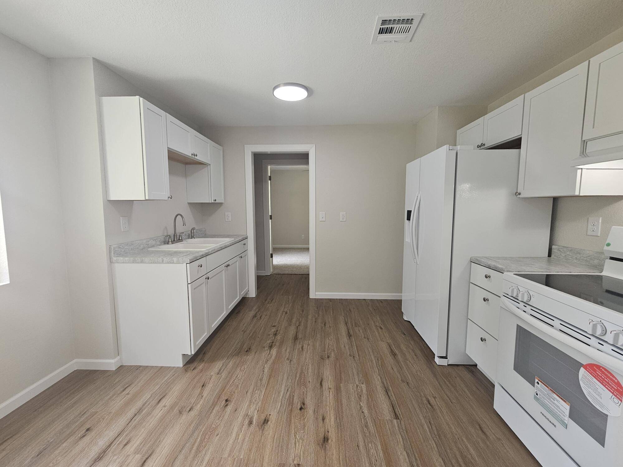 Neosho, MO 64850,1011 Kentland DR