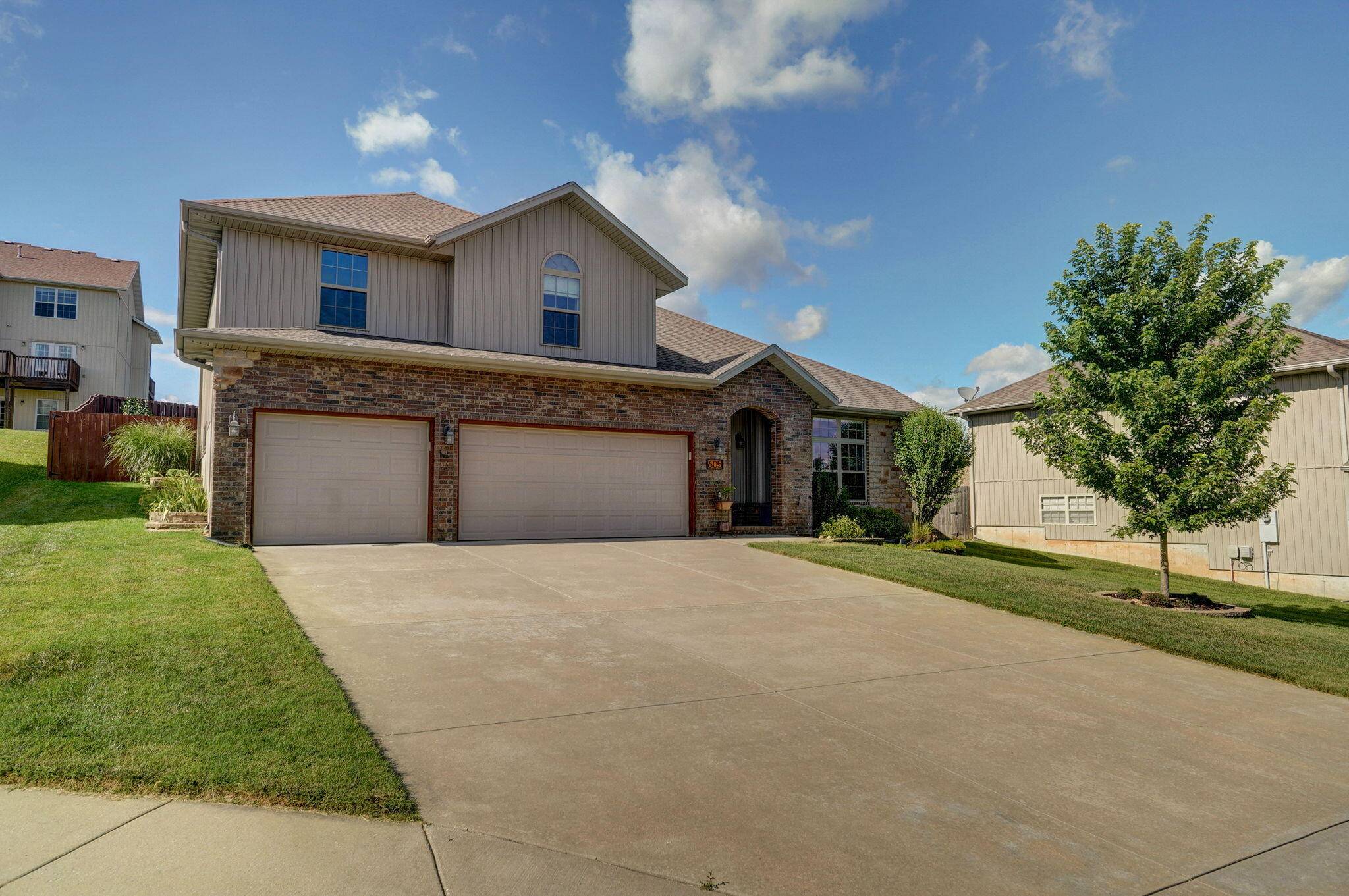 Ozark, MO 65721,605 E Sugarmill CT