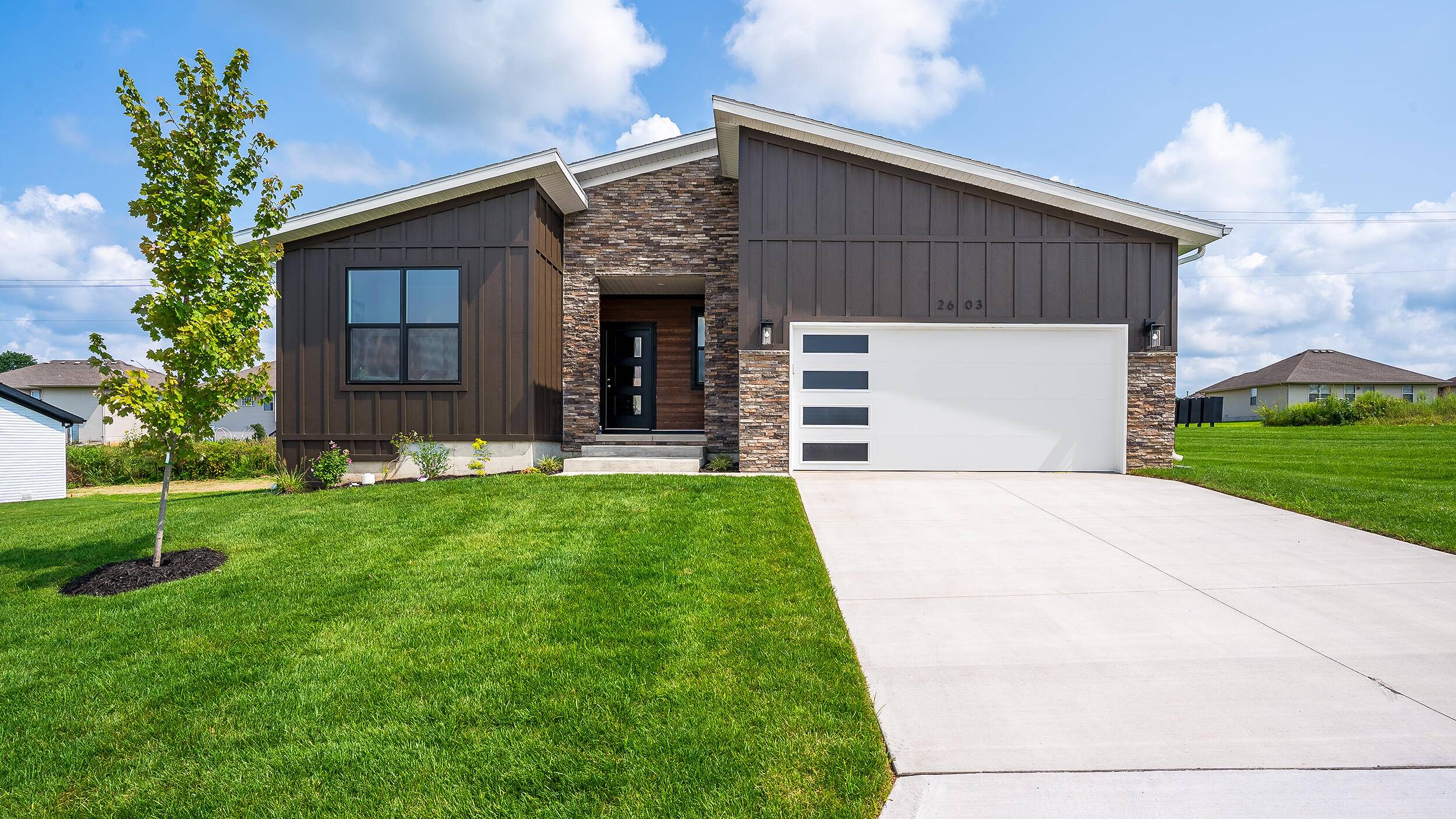 Ozark, MO 65721,2616 W Pigeon DR