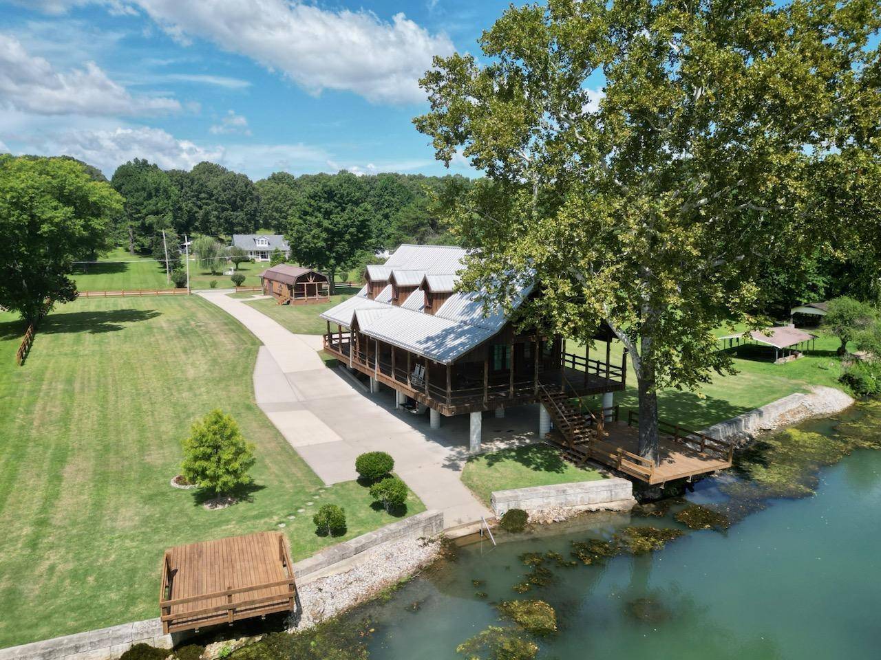 Mammoth Spring, AR 72554,690 Riverbend RD