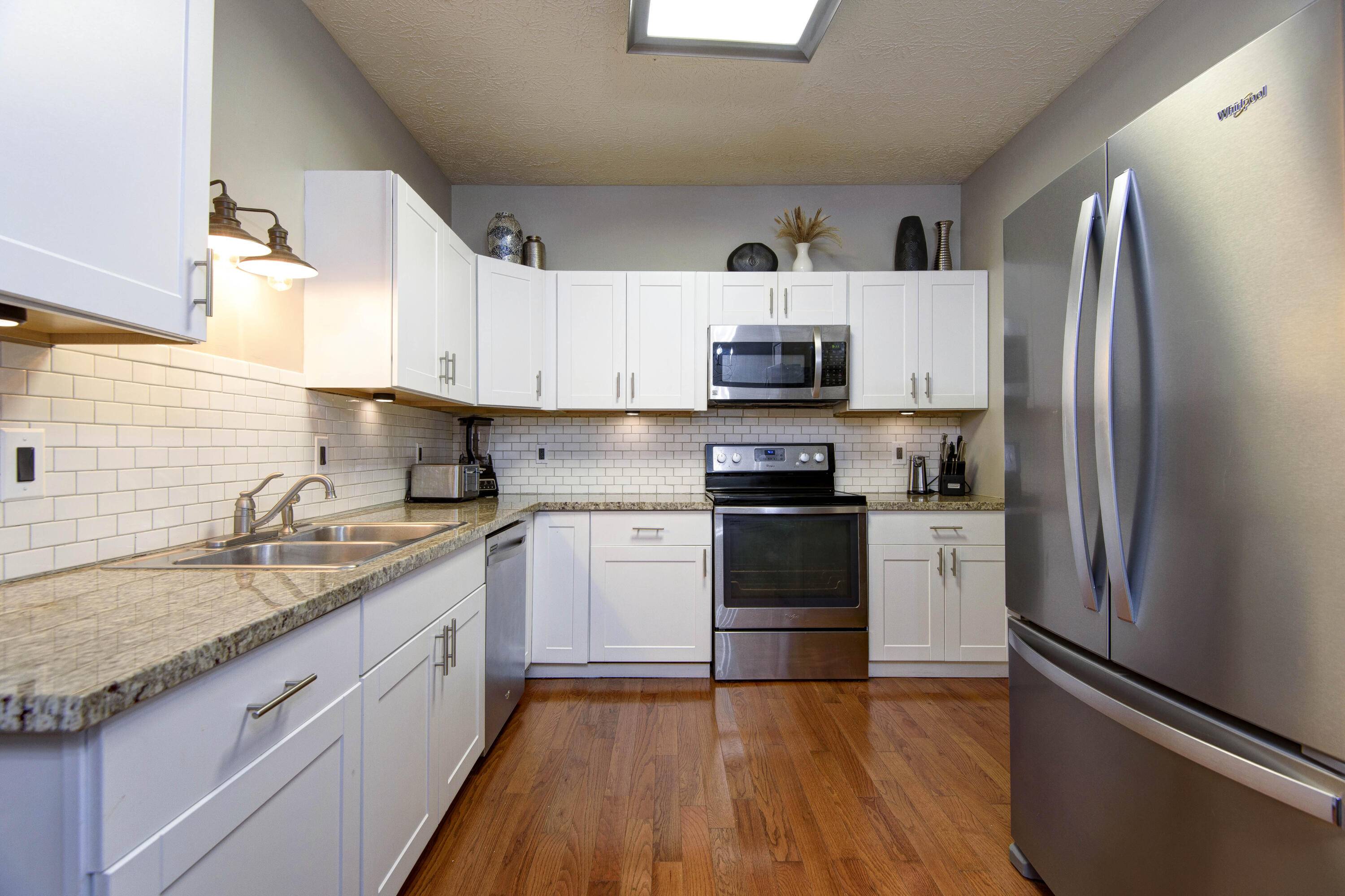 Springfield, MO 65804,3027 E Lark ST