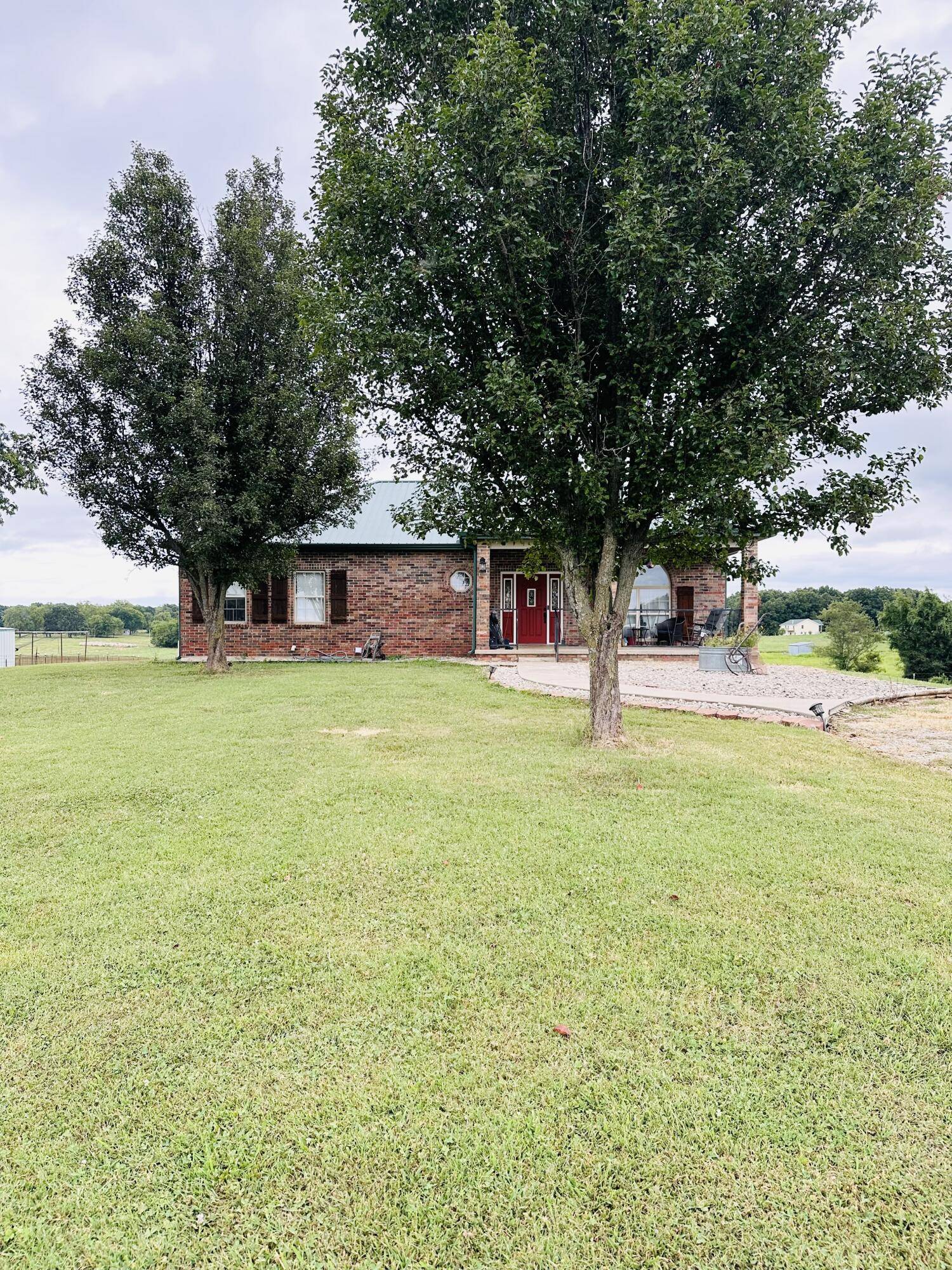 Billings, MO 65610,4628 S Farm Road 29