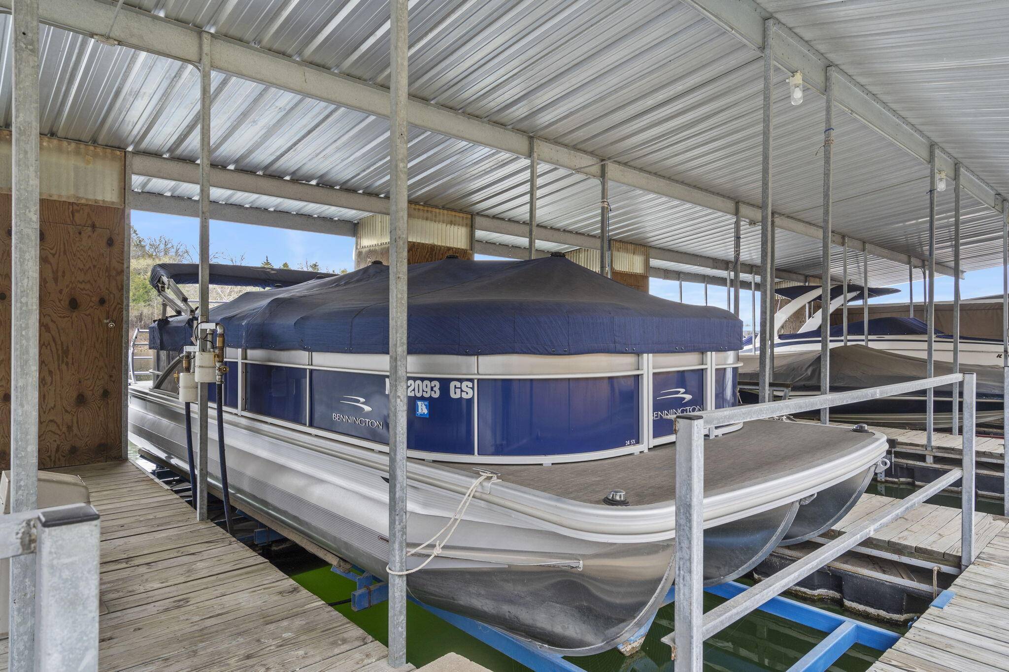 Branson West, MO 65737,213 Webb RD
