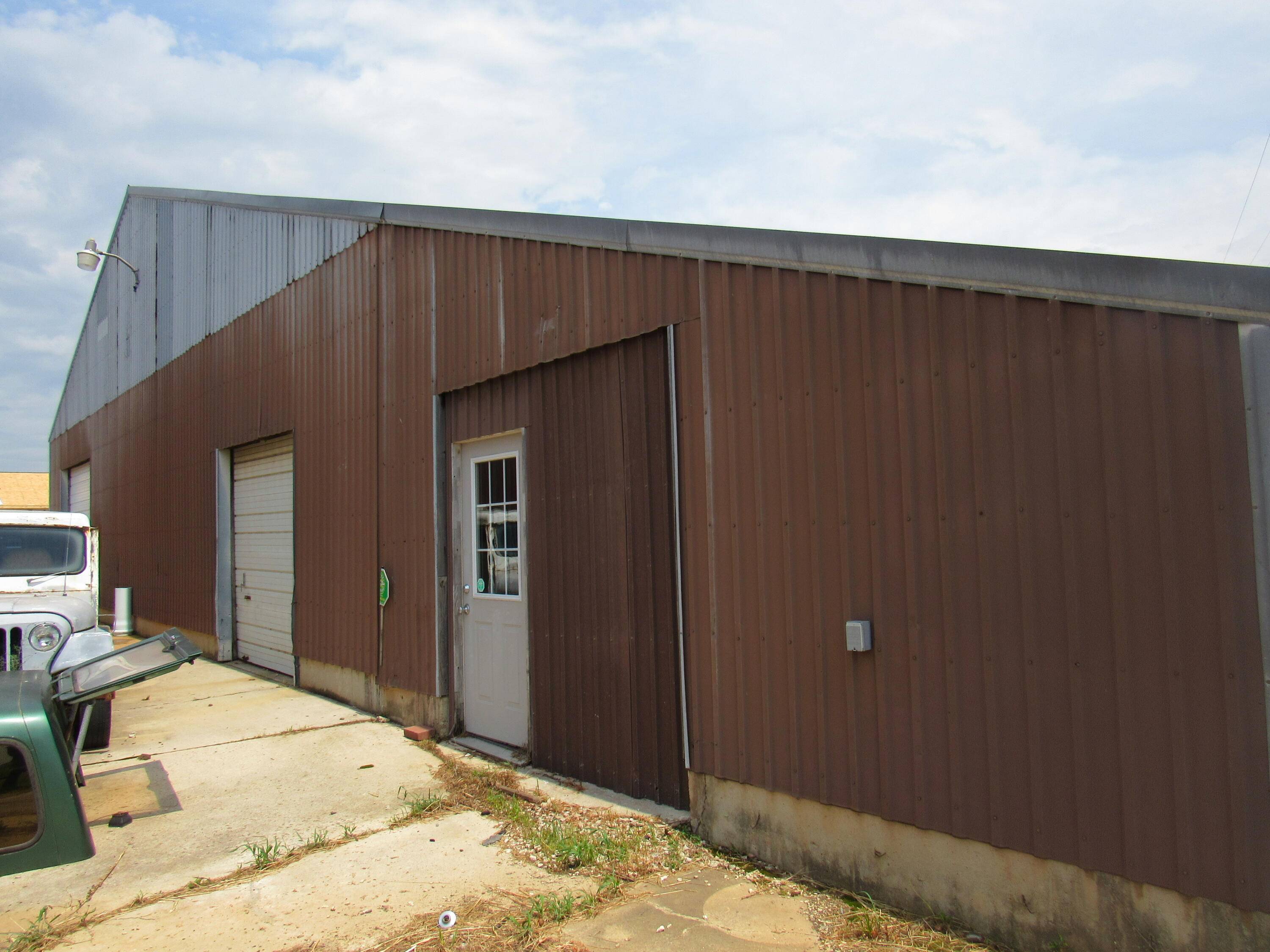 Marshfield, MO 65706,494 George Street ST