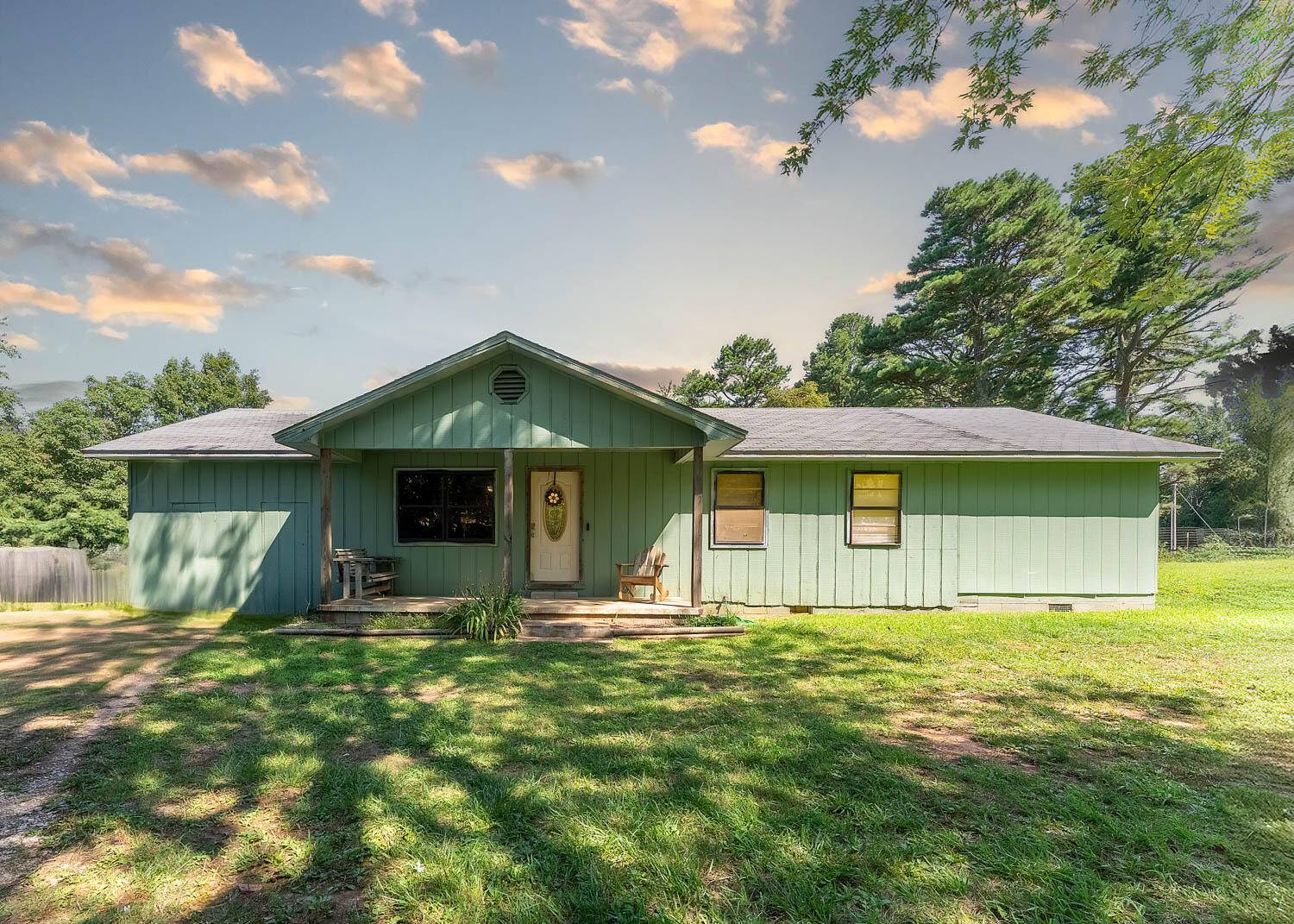 Deer, AR 72628,168 North Carolina 8498