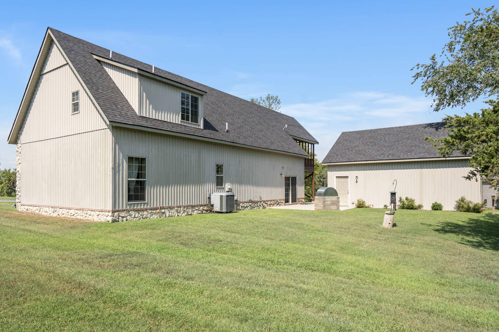 Shell Knob, MO 65747,21904 Grant DR