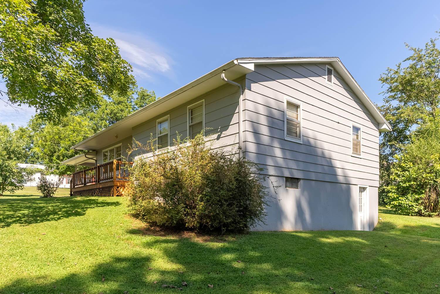 Mammoth Spring, AR 72554,665 Cochran AVE