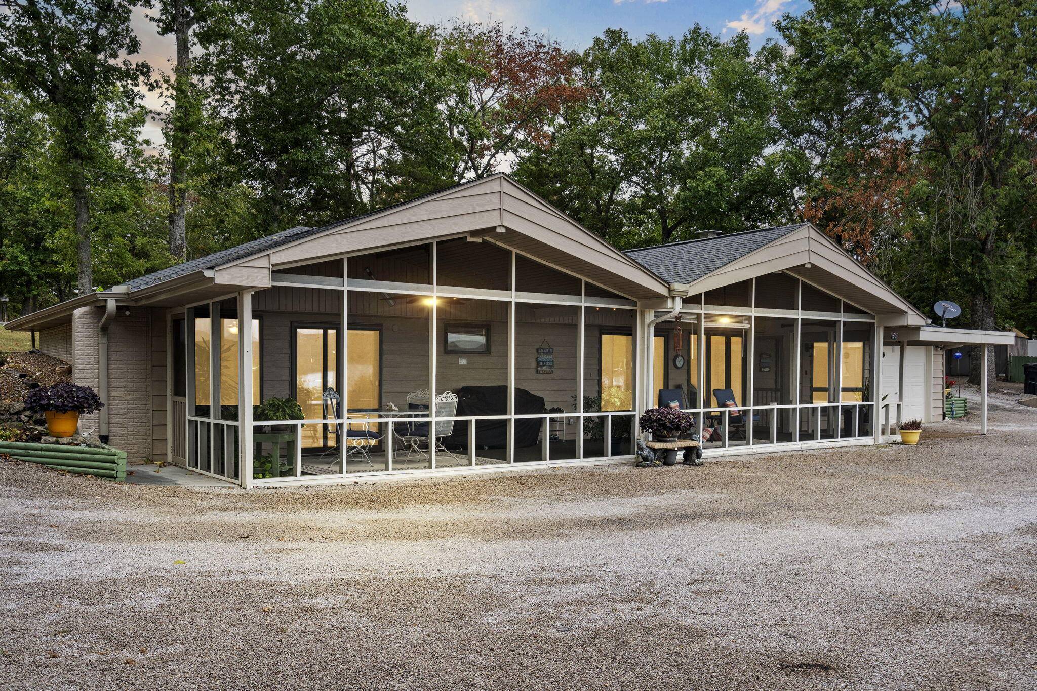 Lampe, MO 65681,2132 Pokeberry LN