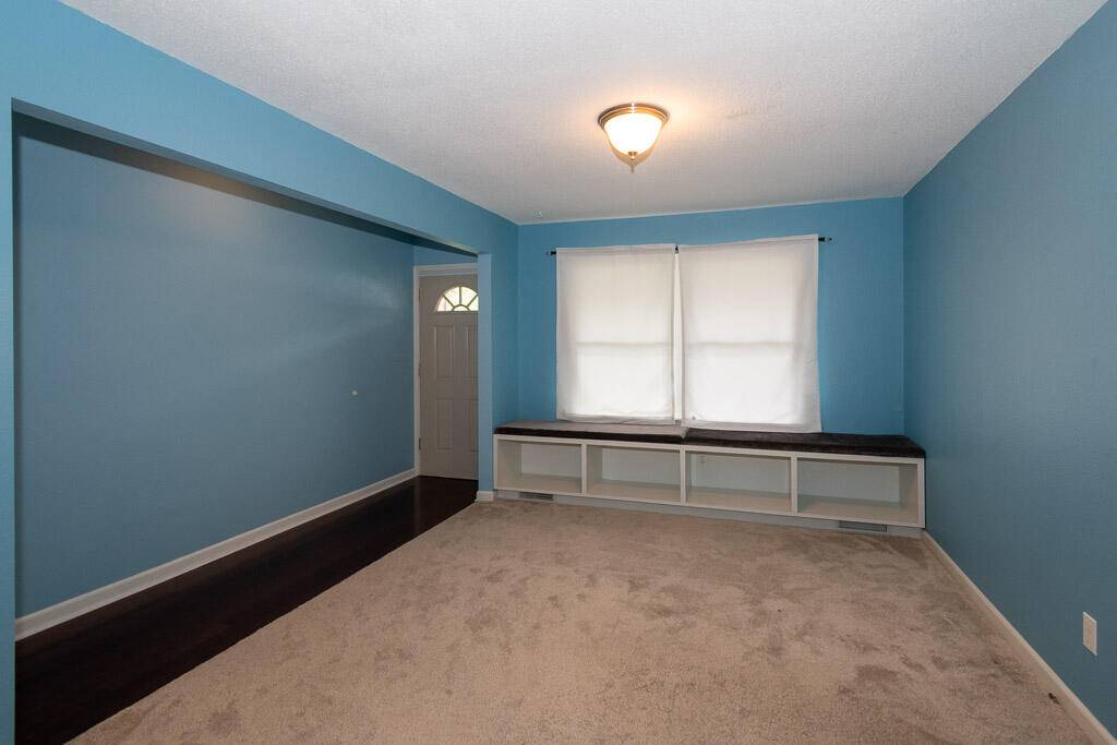 Springfield, MO 65804,1293 E Sunset ST
