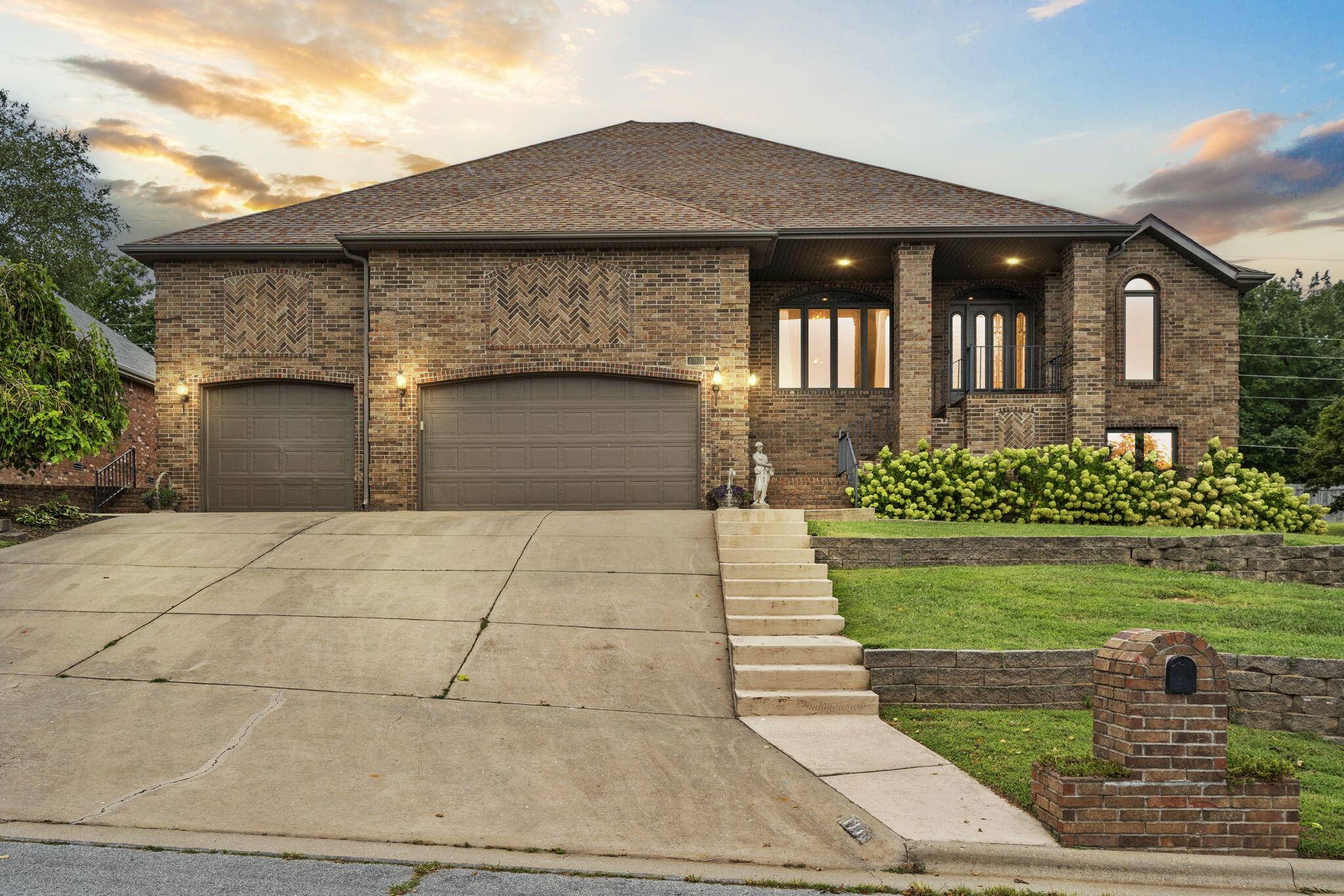 Springfield, MO 65809,1963 S Brittany PL