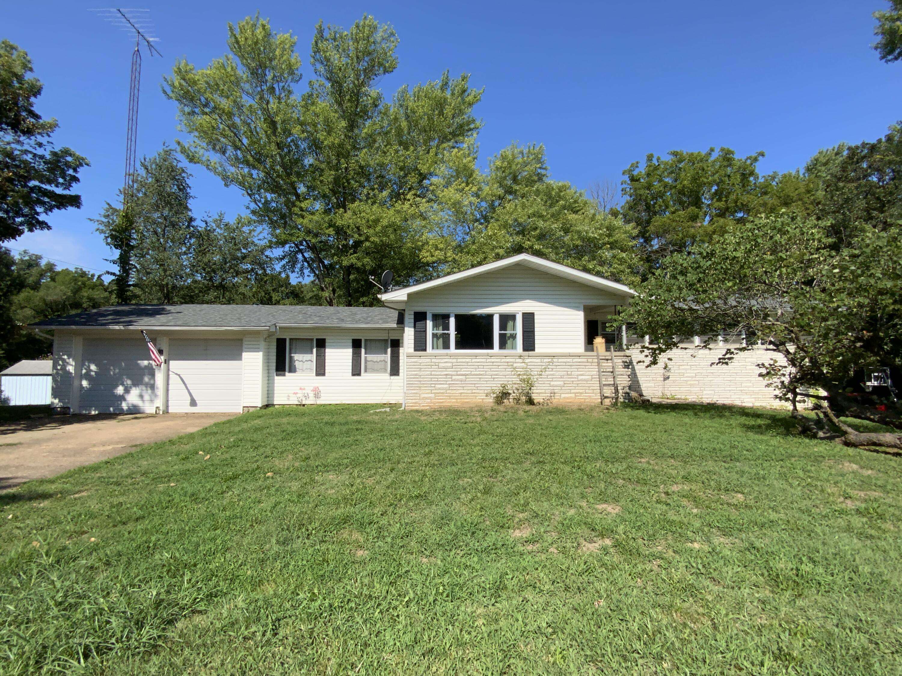 Mountain Grove, MO 65711,609 N Chapman AVE