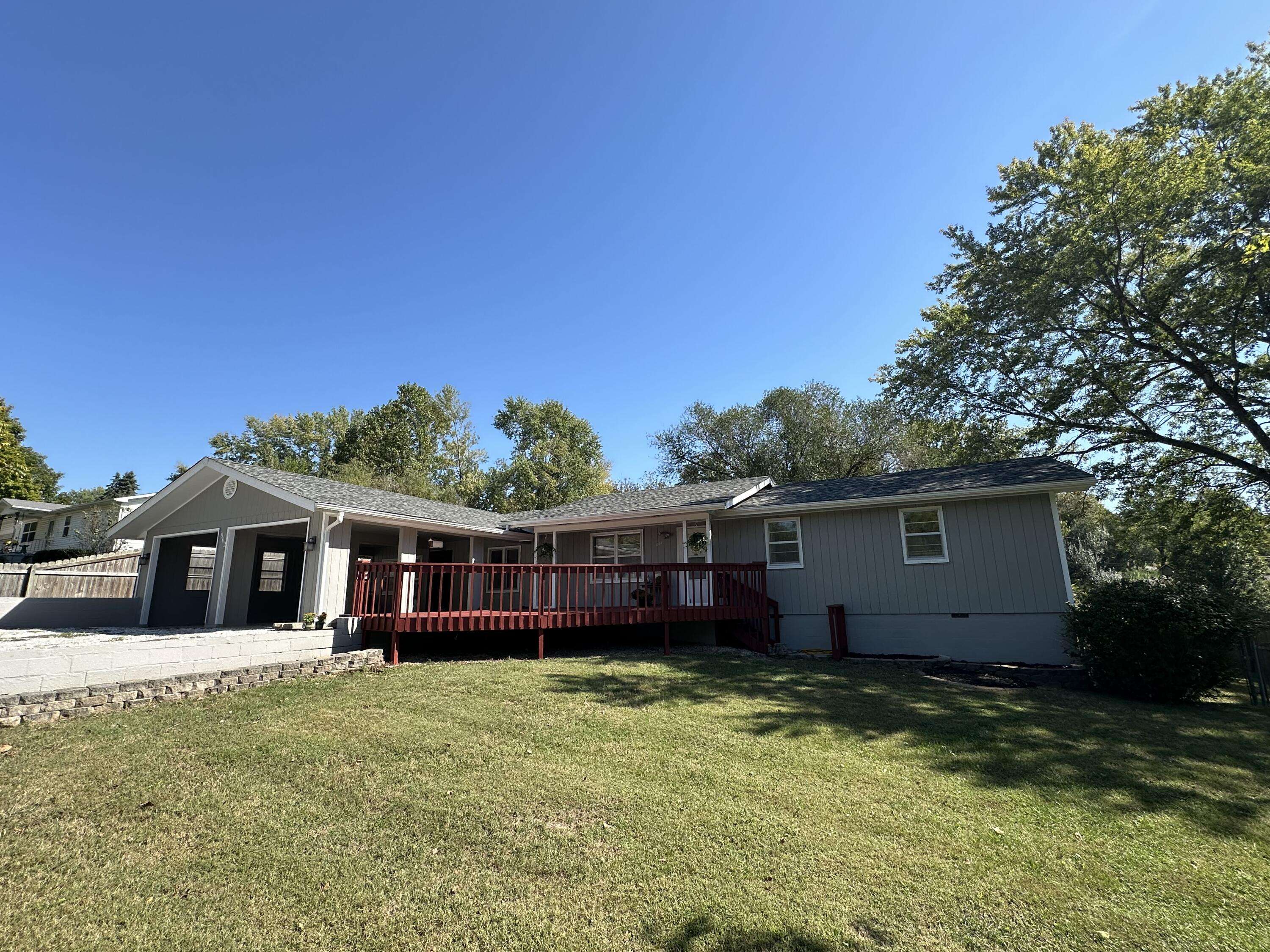 Ozark, MO 65721,802 S 6th AVE