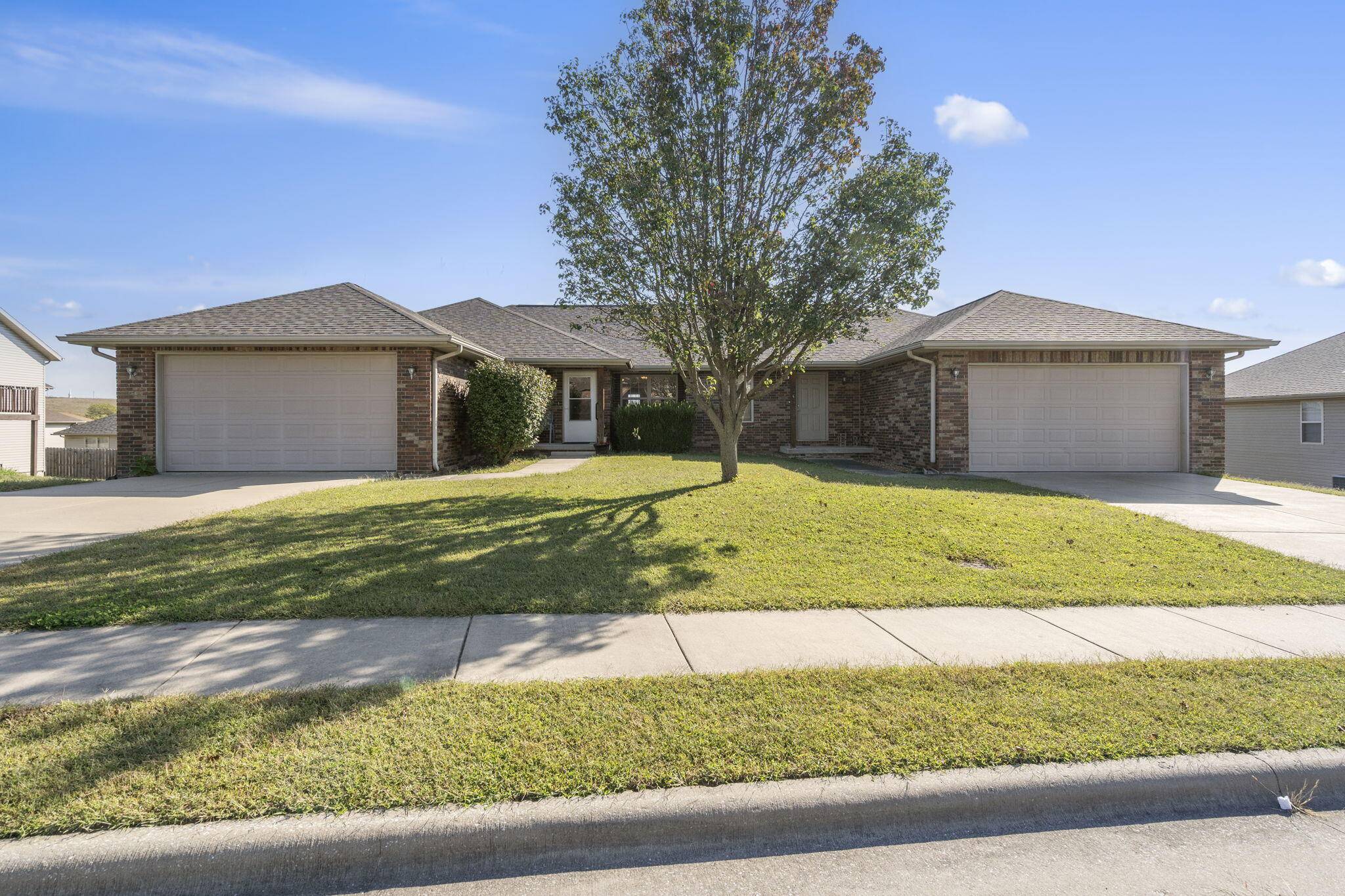 Ozark, MO 65721,1004/1006 N 25th ST