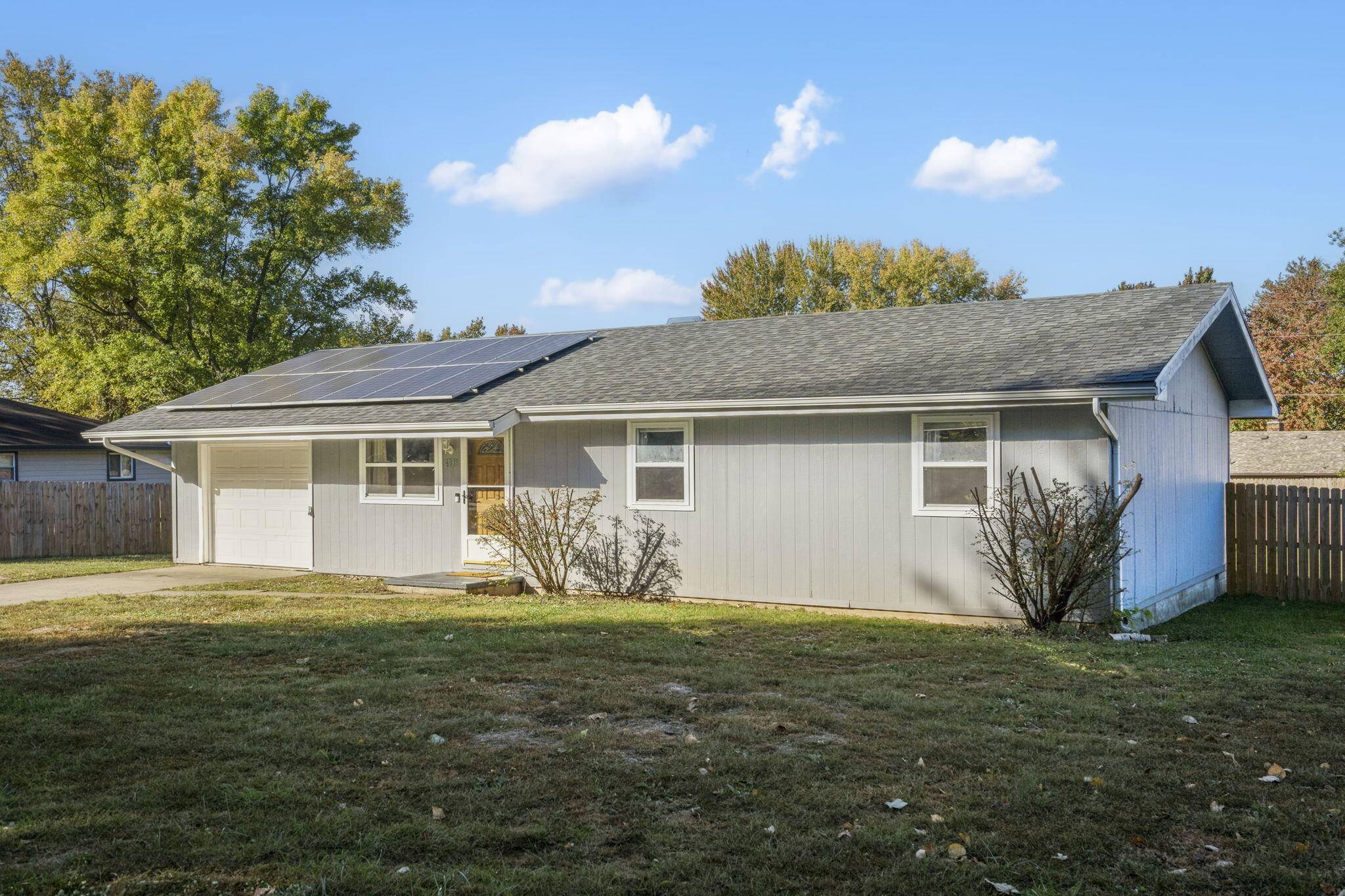 Republic, MO 65738,4933 S Bailey ST