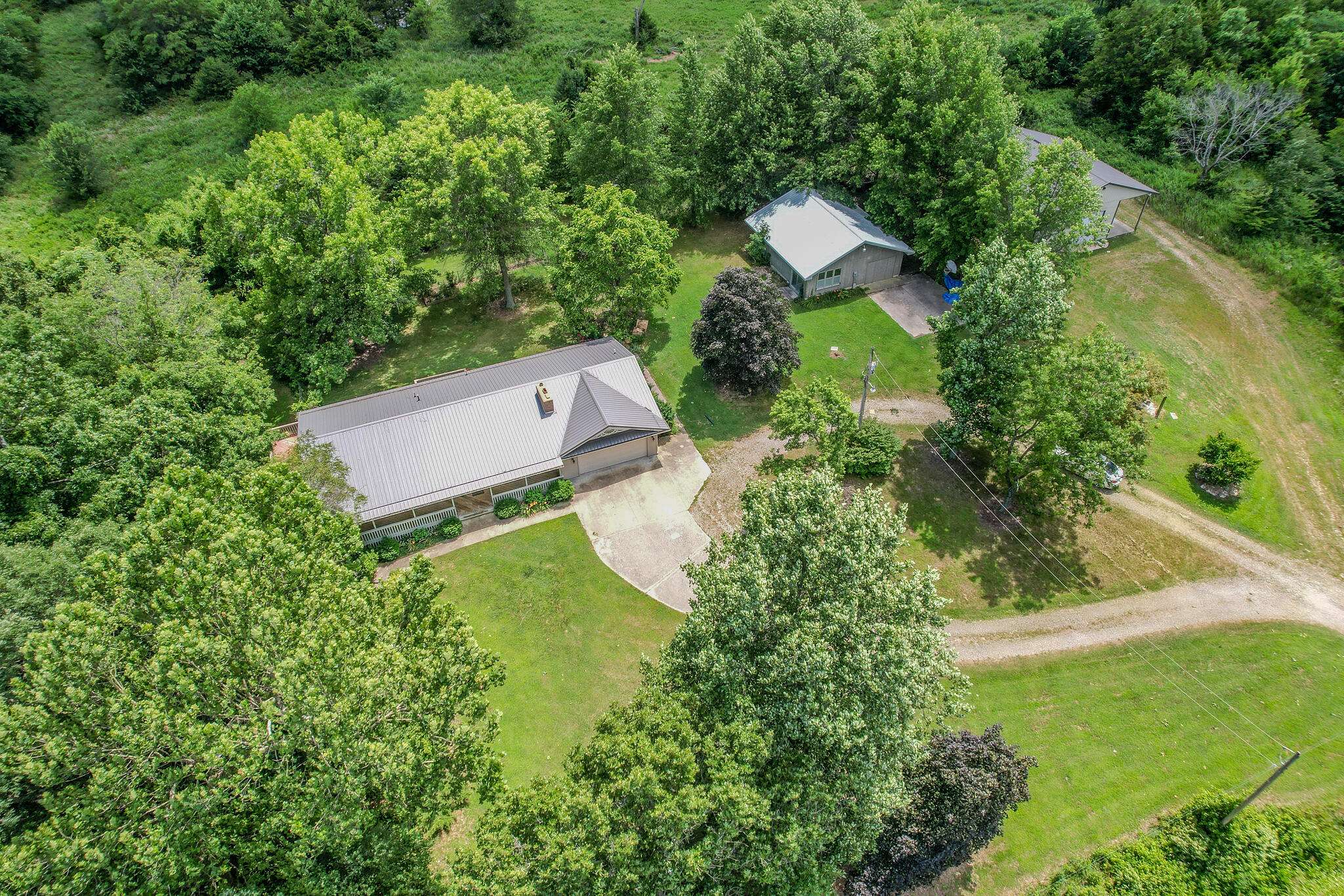 Marshfield, MO 65706,403 Greer Creek RD