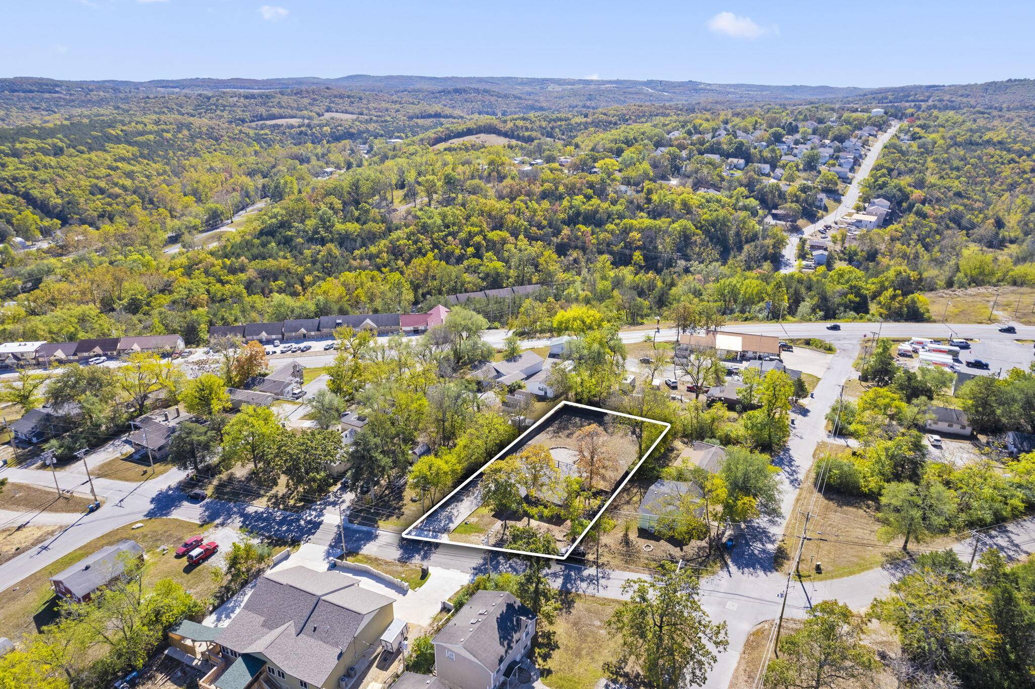 Hollister, MO 65672,299 1st ST