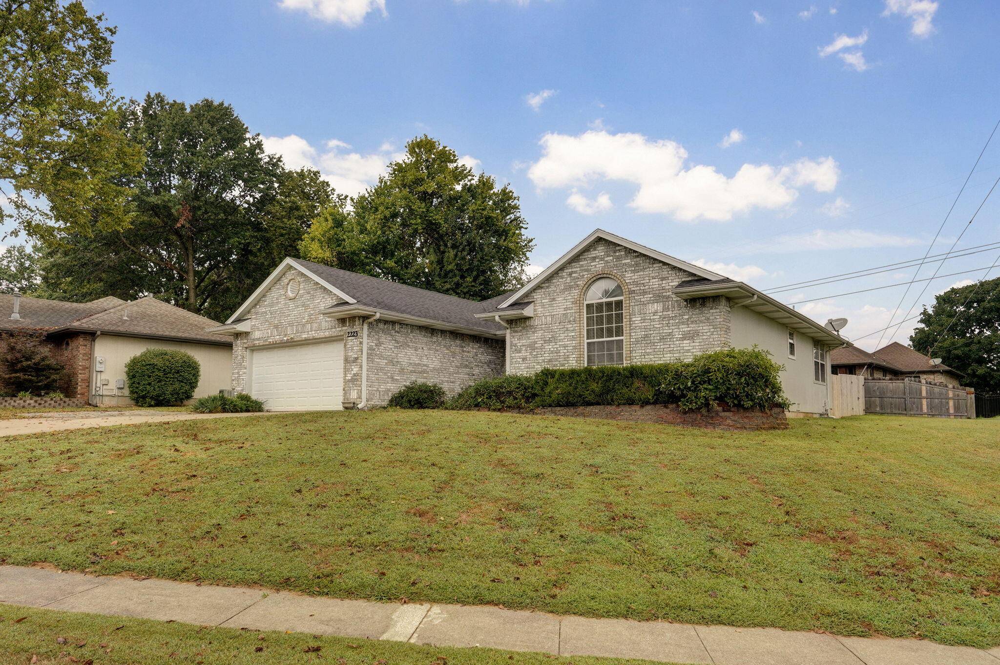 Springfield, MO 65810,2223 W Cantebury ST