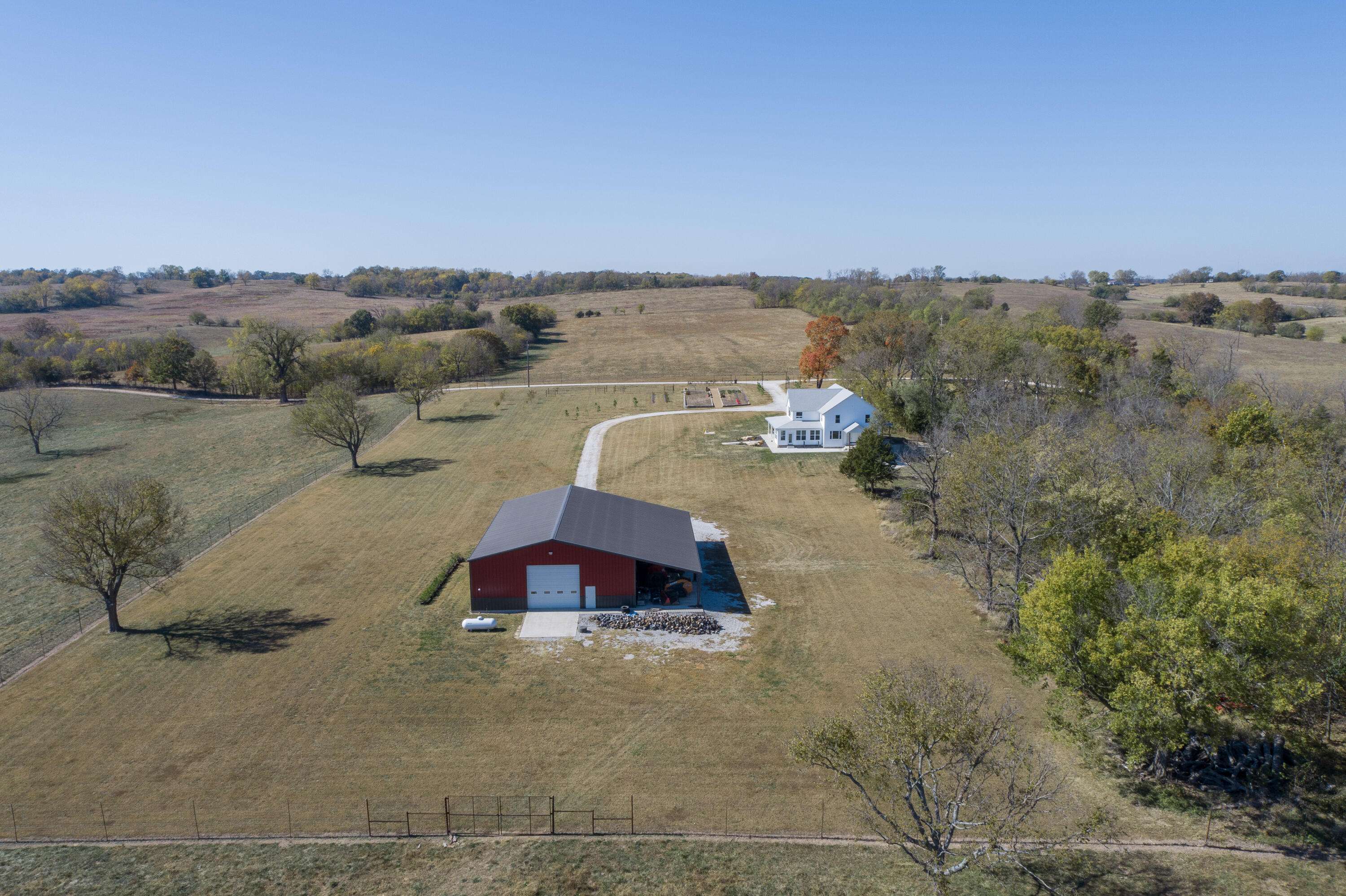 Greenfield, MO 65661,236 N Dade 147