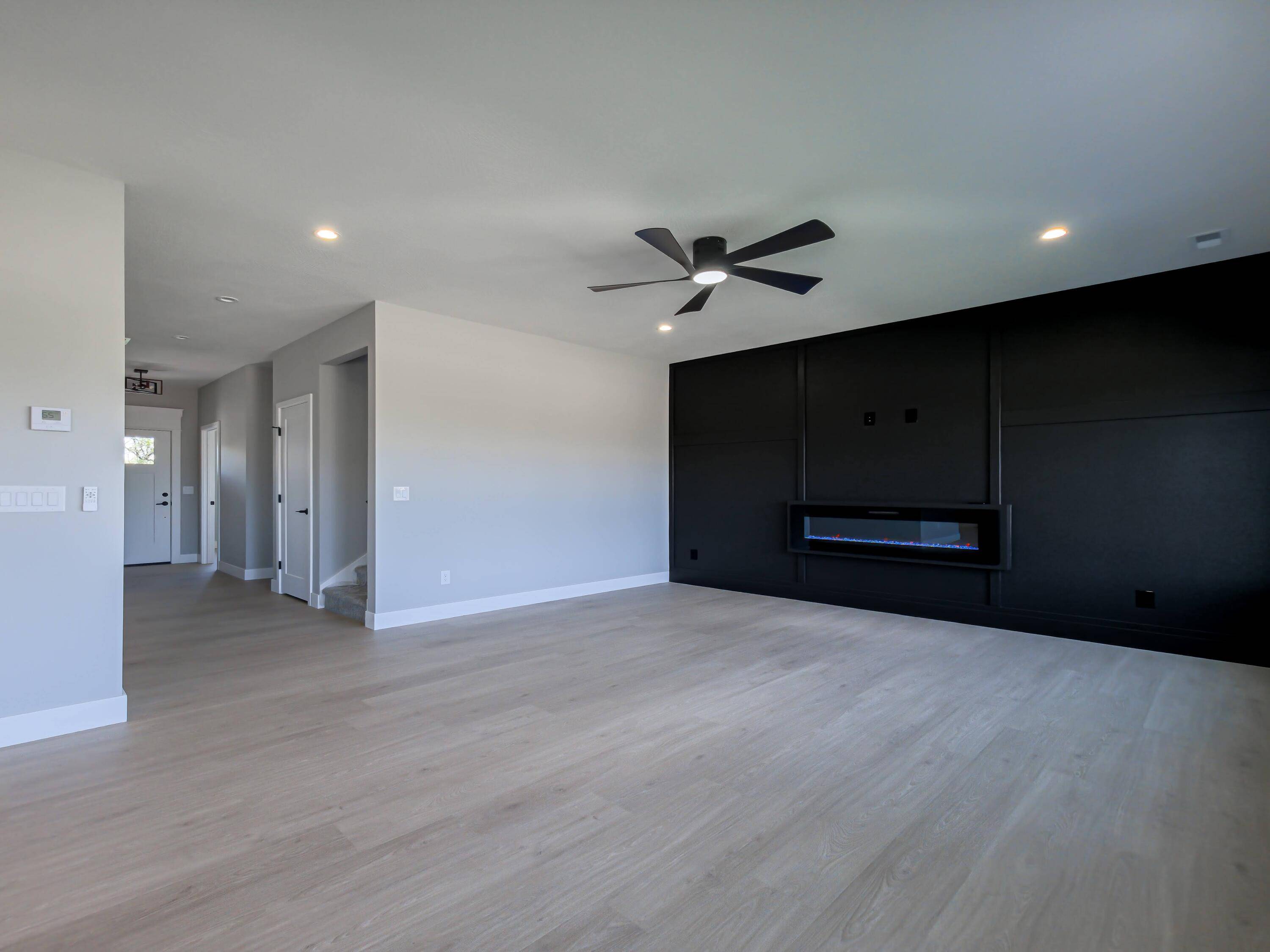 Clever, MO 65631,105 E Acacia CIR