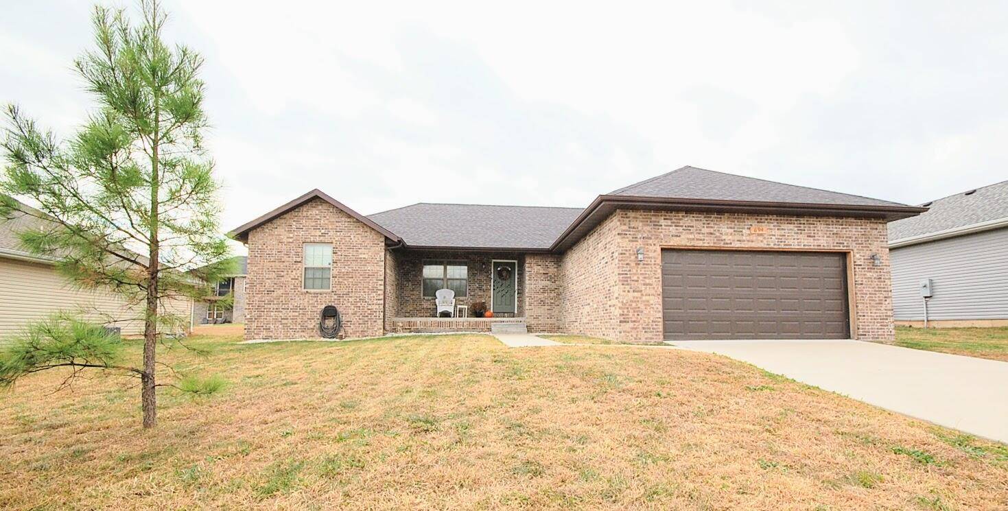 Willard, MO 65781,694 E Simpson ST