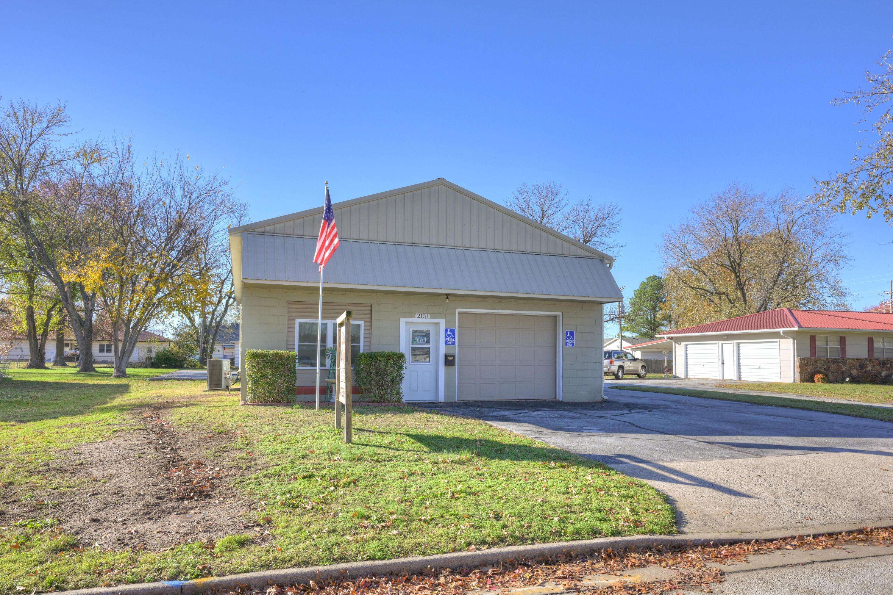 Carthage, MO 64836,2131 S Main ST