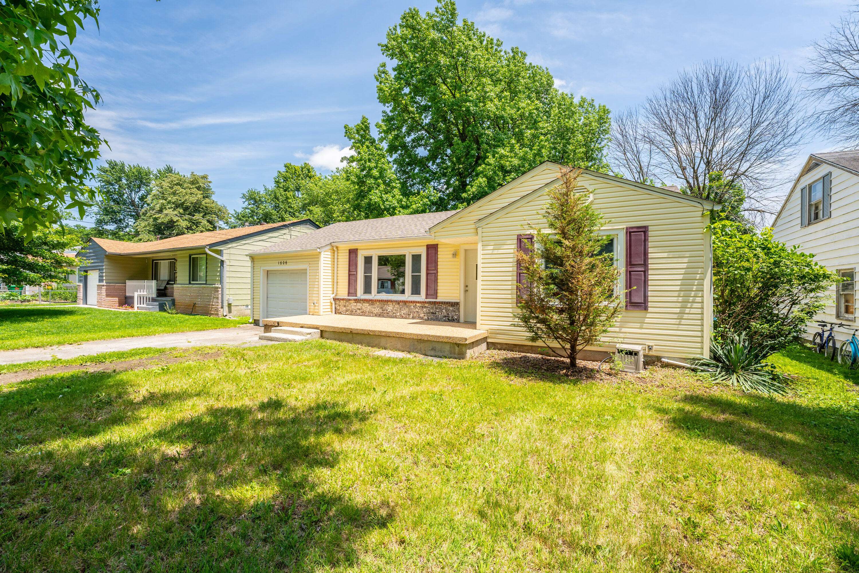 Springfield, MO 65803,1606 N Waverly AVE