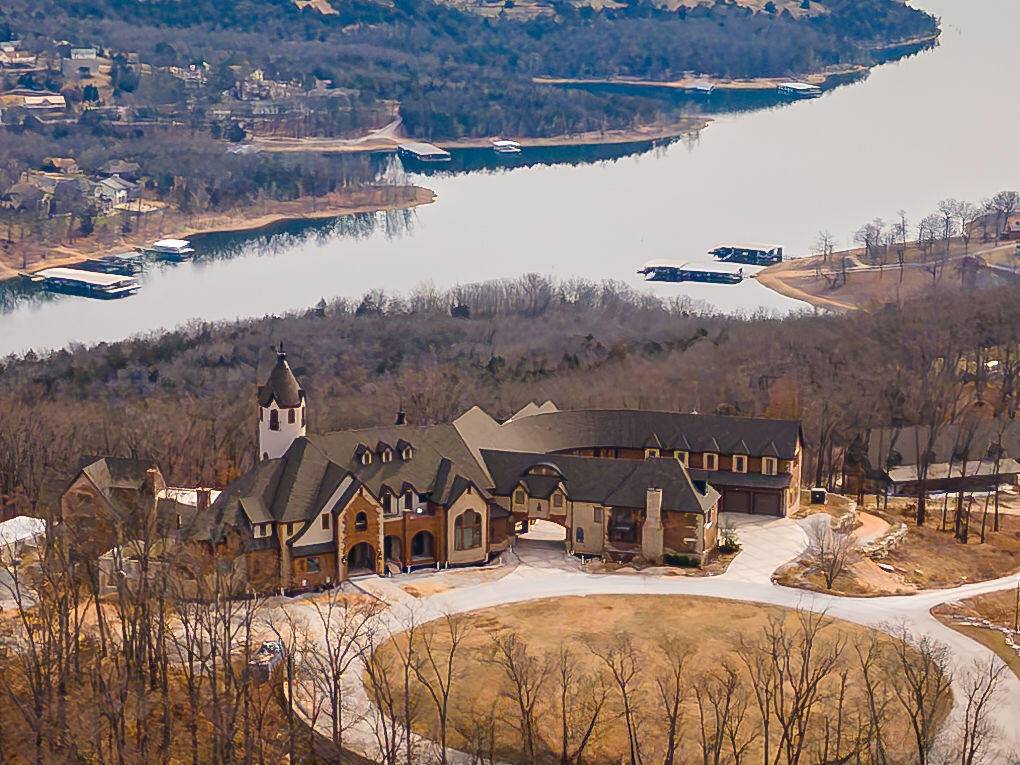 Branson West, MO 65737,2866 State Hwy Dd