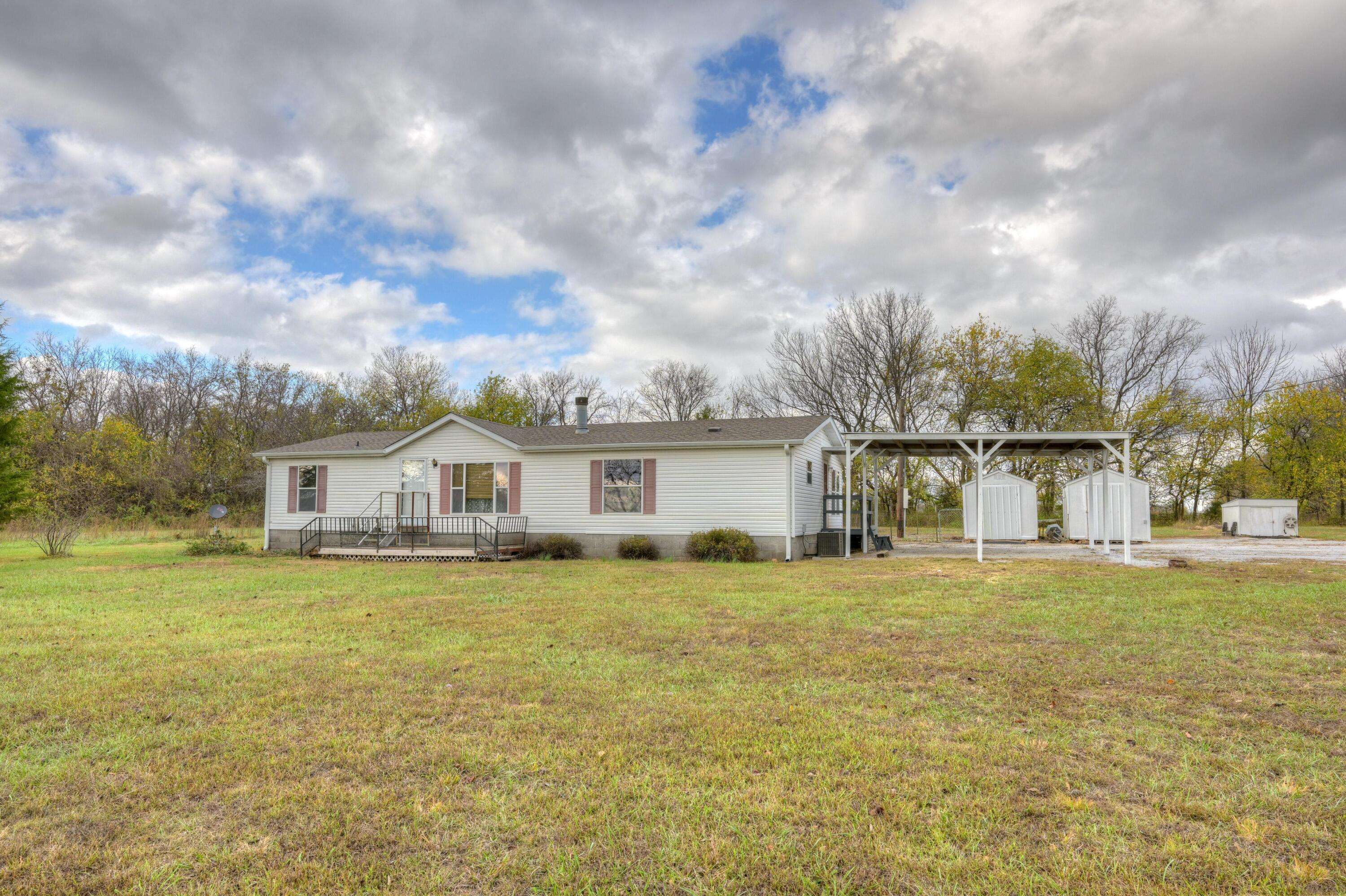 Carthage, MO 64836,13037 County Road 160